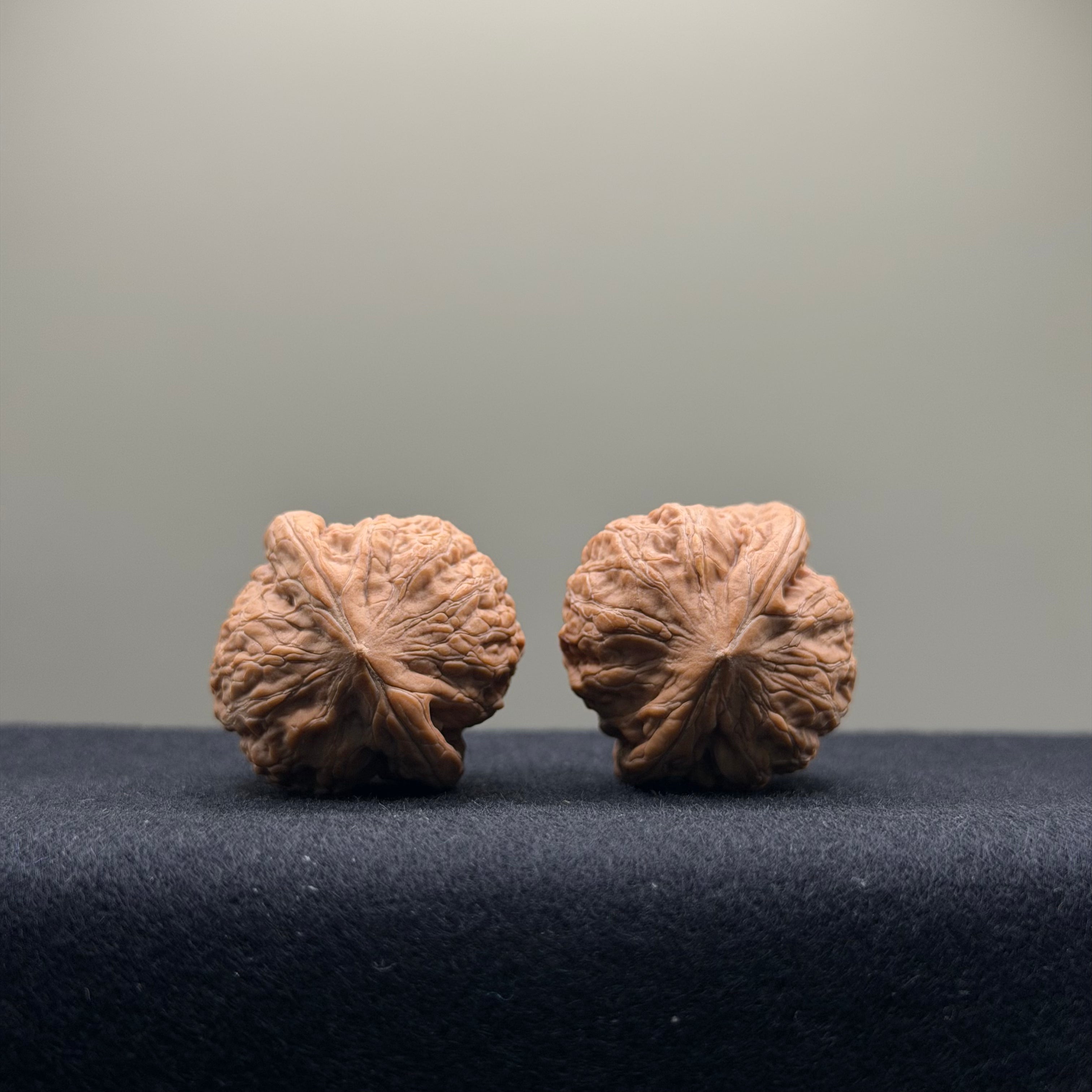 Mini Iron Hammer Wenwan Walnut · 31mm · Natural · Entry Ritual