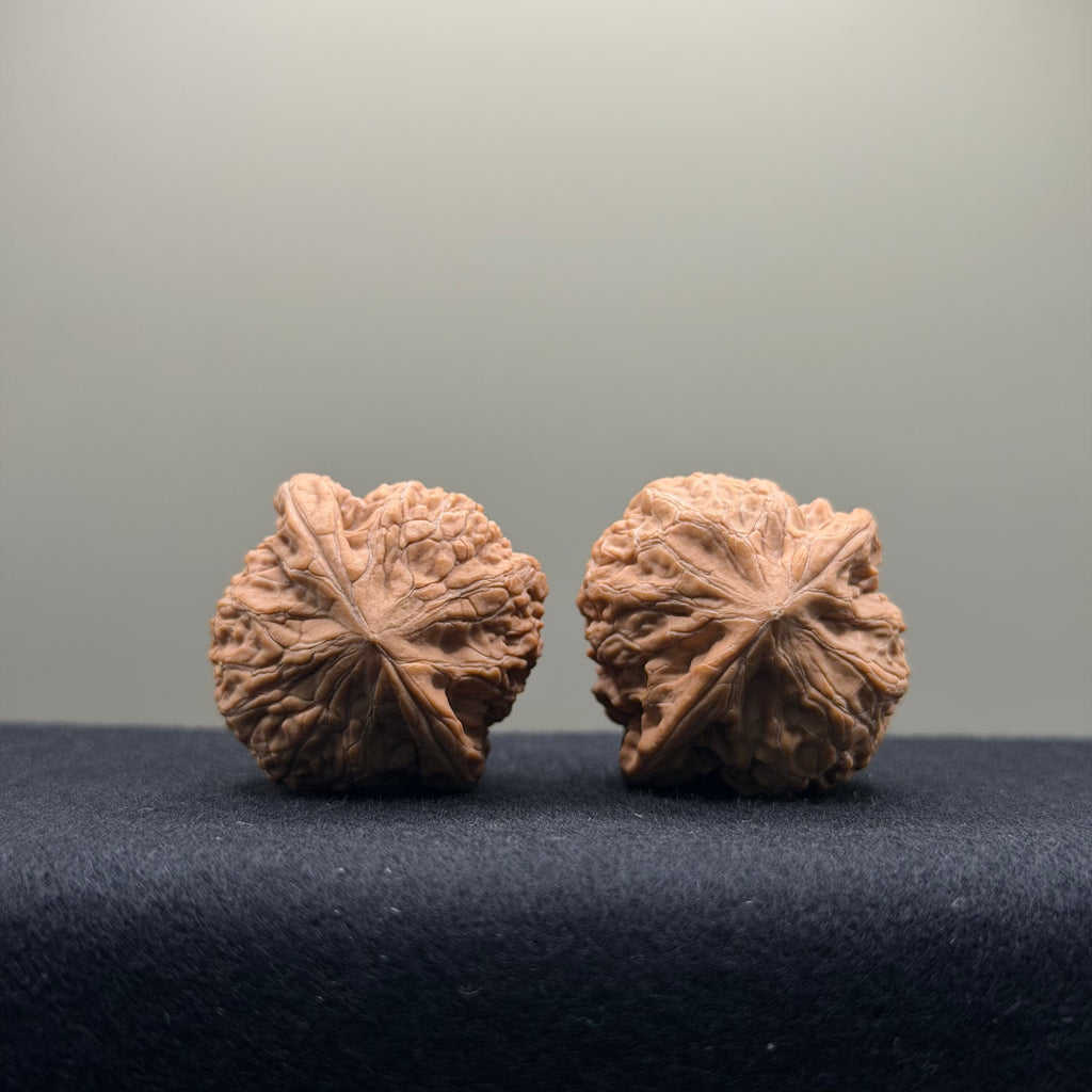 Mini Iron Hammer Wenwan Walnut · 33mm · Natural · Entry Ritual