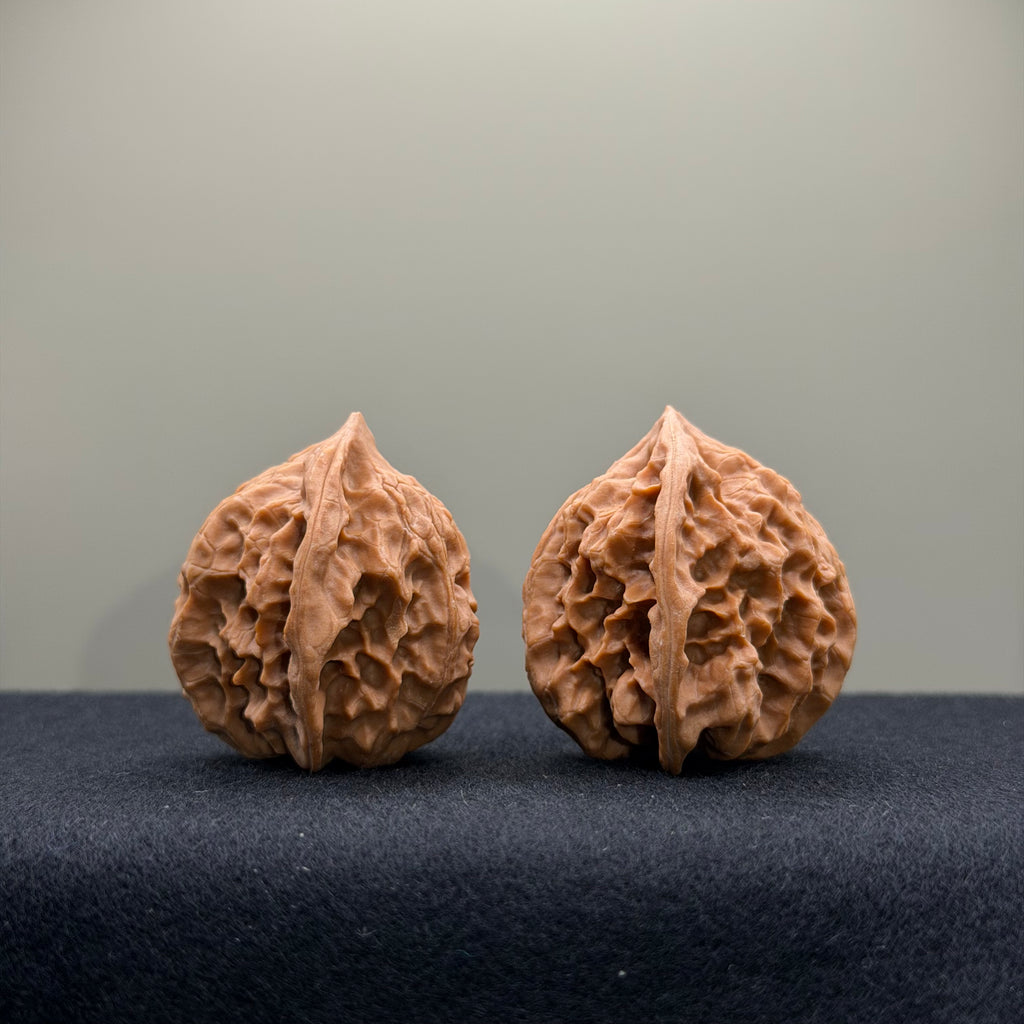 WalnutRitual Exclusive · First Love Wenwan Walnut · 34mm · Natural · Entry Ritual