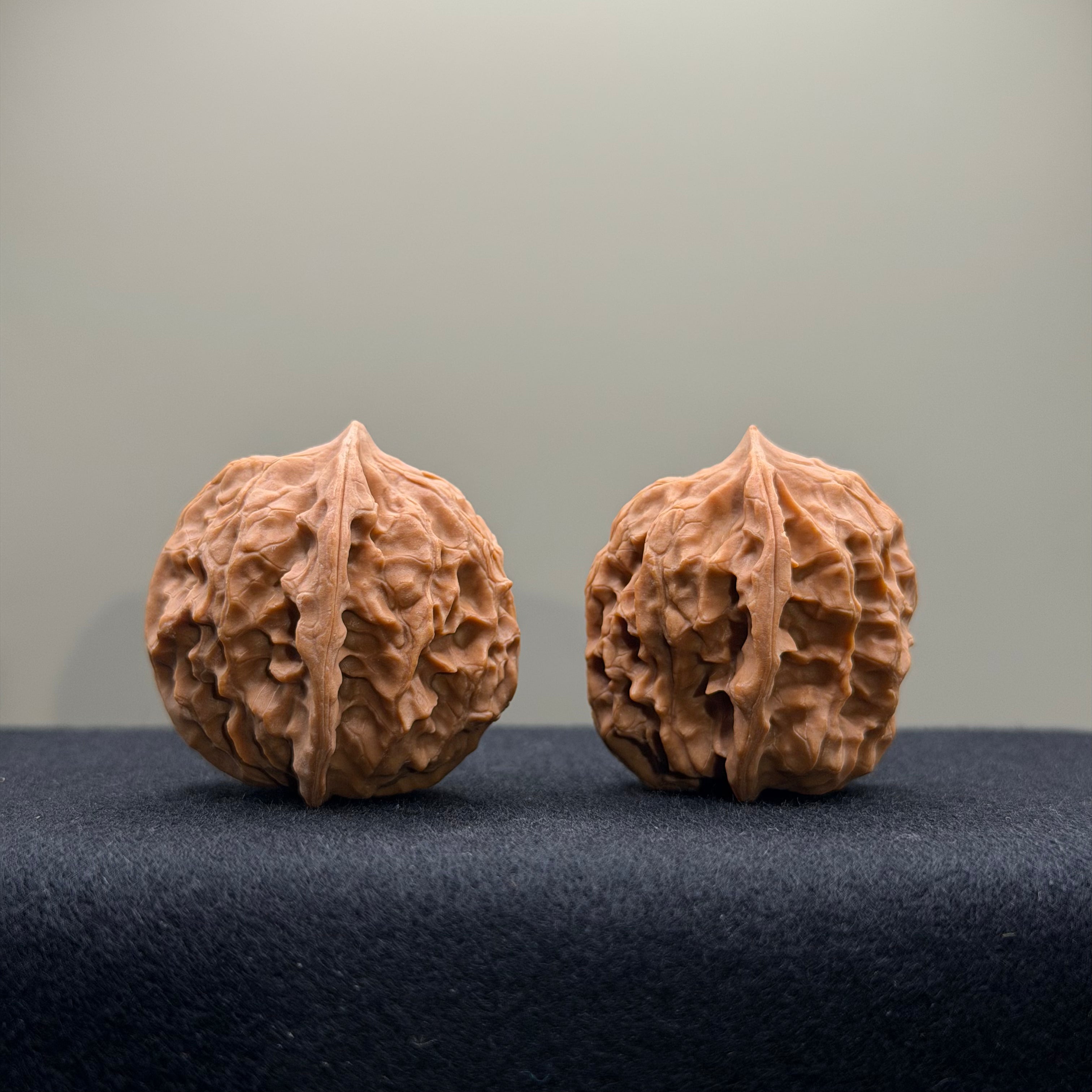 WalnutRitual Exclusive · First Love Wenwan Walnut · 34mm · Natural · Entry Ritual