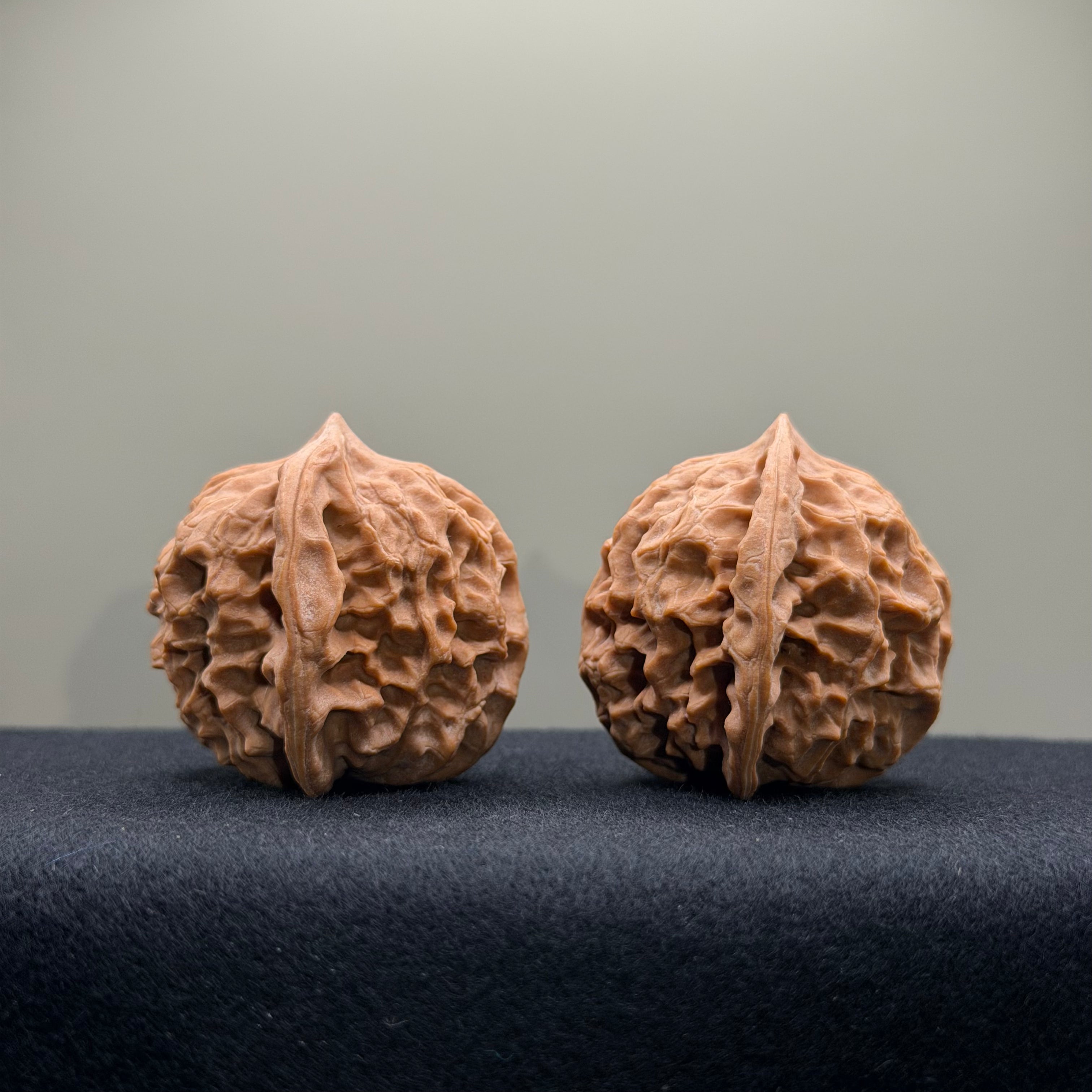 WalnutRitual Exclusive · First Love Wenwan Walnut · 40mm · Natural · Select Ritual