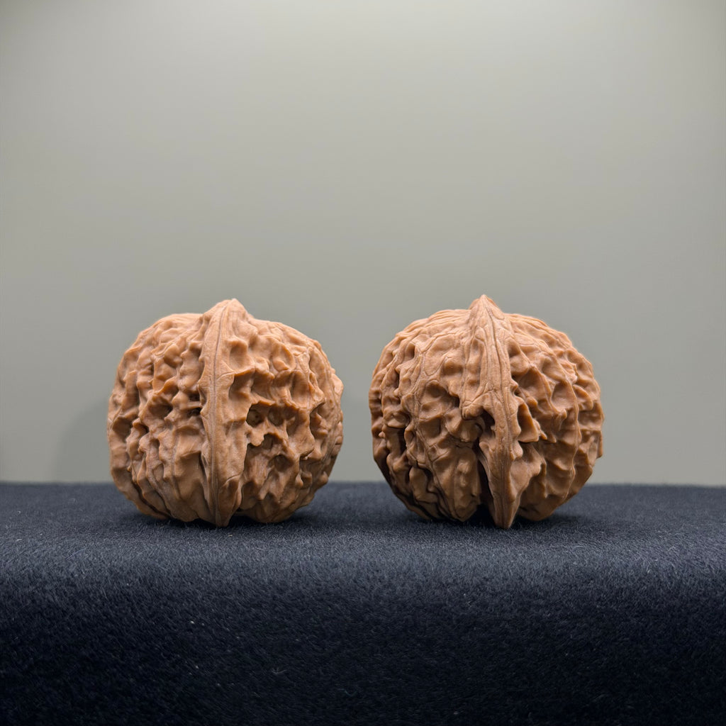 WalnutRitual Exclusive · First Love Wenwan Walnut · 34mm · Natural · Select Ritual