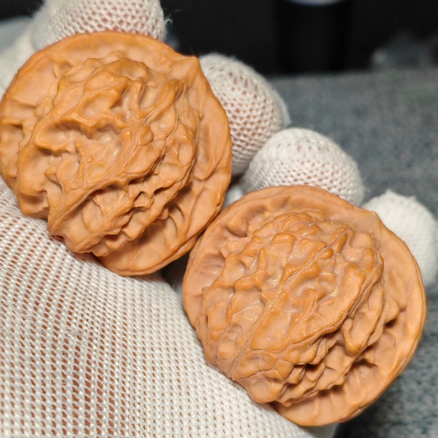 Three Ridge Wenwan Walnut · 43mm · Sourcing Pick
