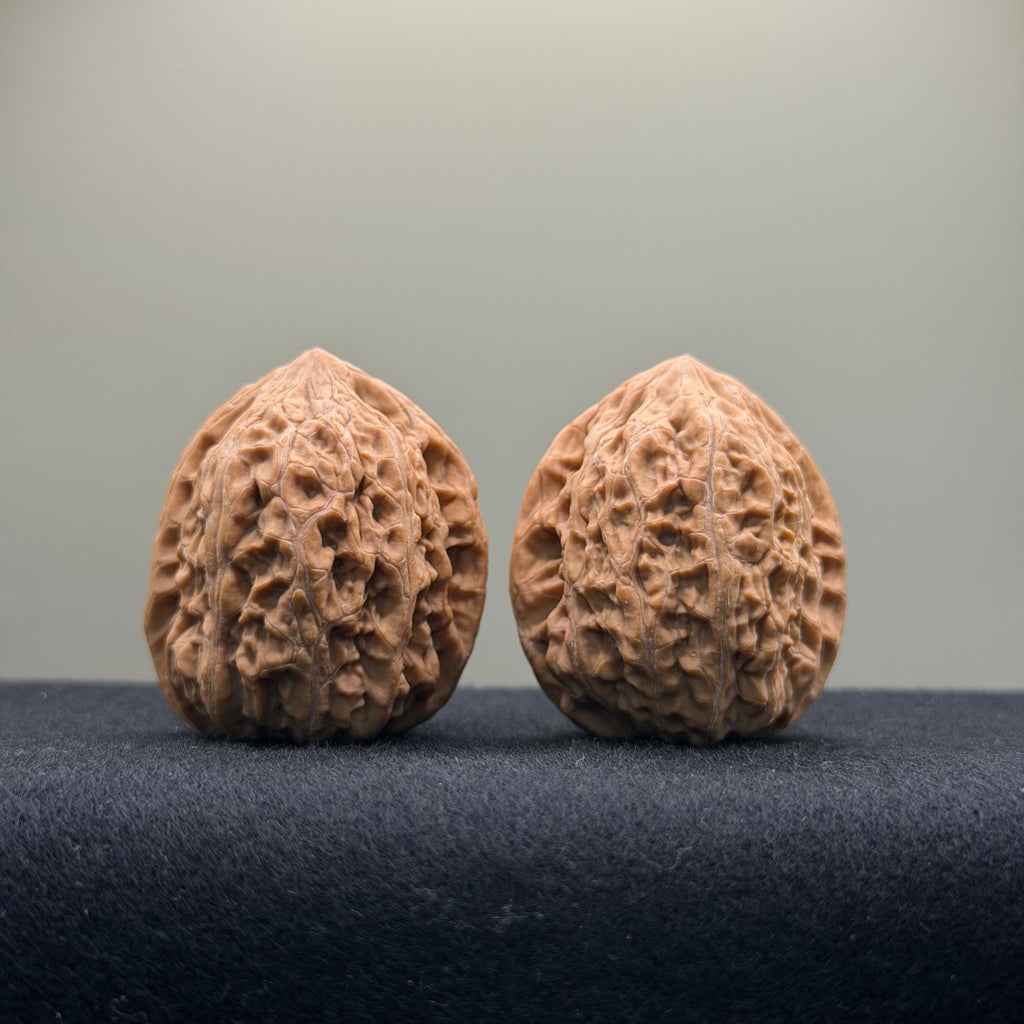 Mini Iron Hammer Wenwan Walnut · 34mm · Natural · Entry Ritual