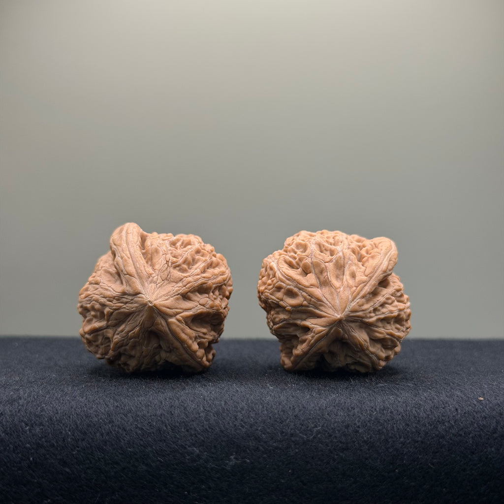 Mini Iron Hammer Wenwan Walnut · 34mm · Natural · Entry Ritual