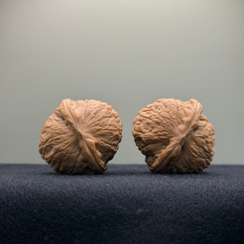 Qianlong Millstone Wenwan Walnut · 34mm · Natural · Select Ritual