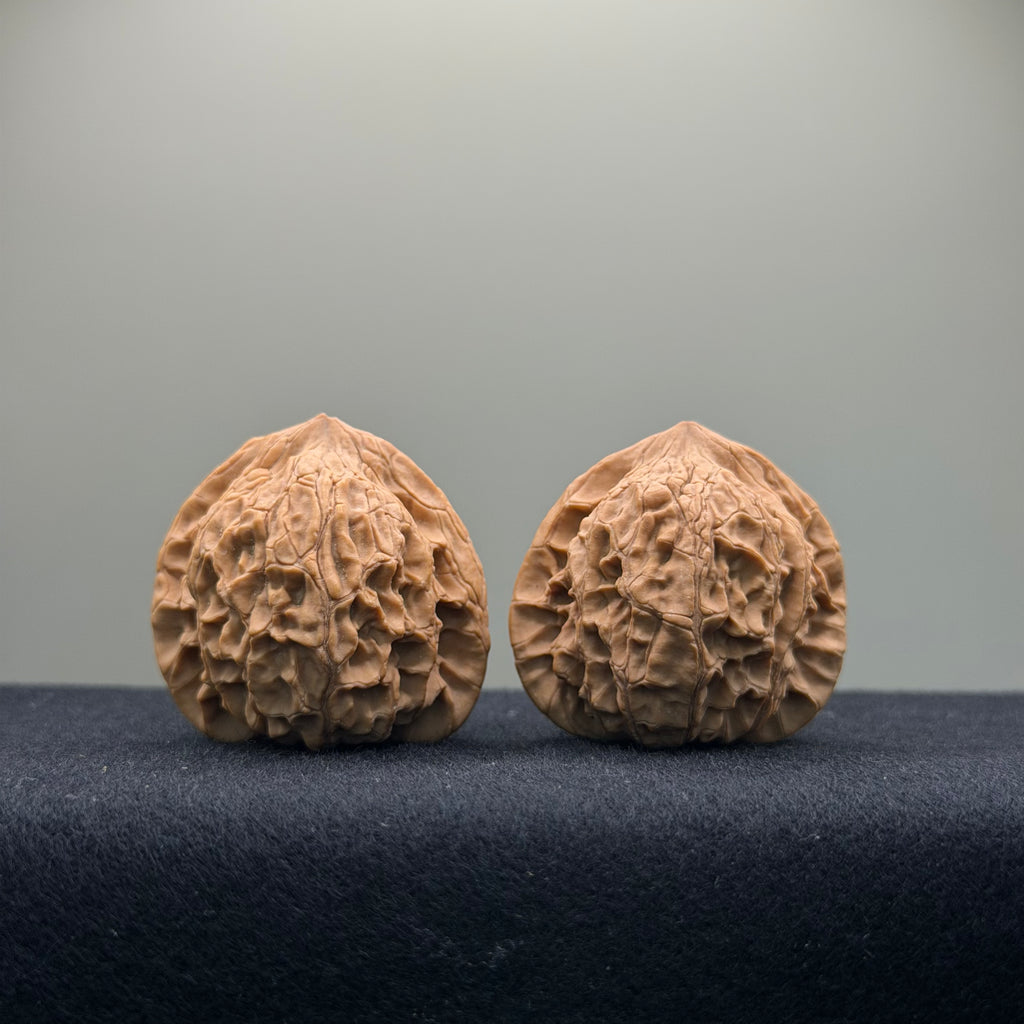 Xiayunling Wenwan Walnut · 37mm · Natural · Select Ritual