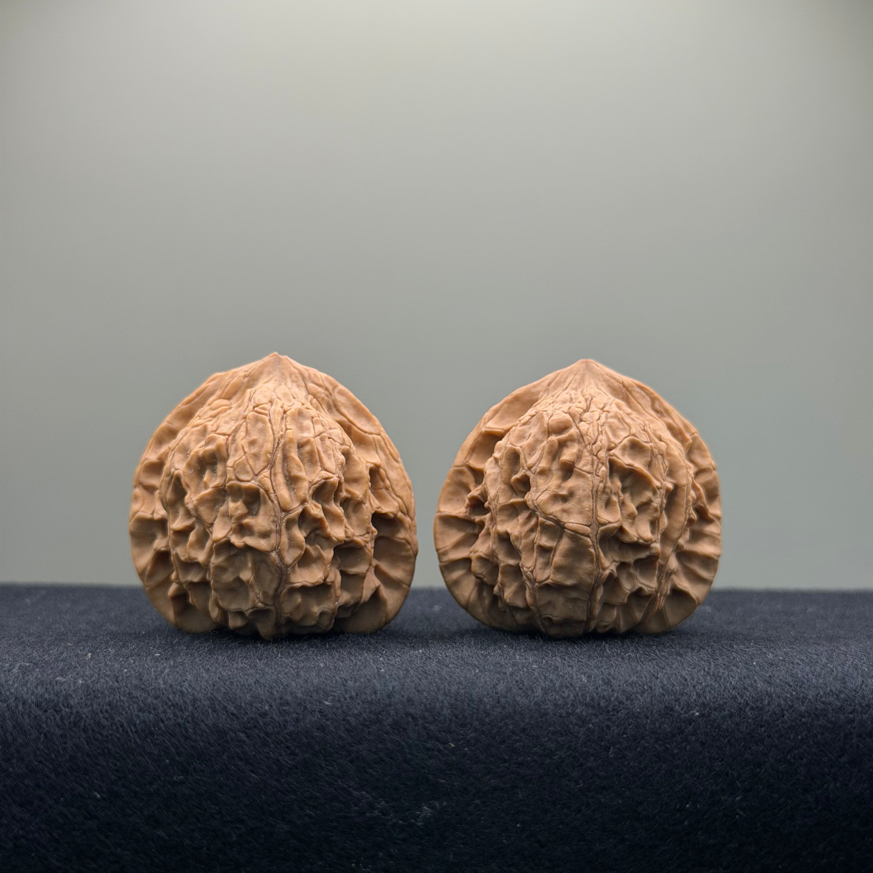 Xiayunling Wenwan Walnut · 37mm · Natural · Select Ritual