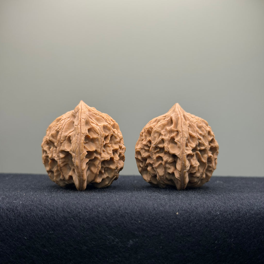 Xiayunling Wenwan Walnut · 37mm · Natural · Select Ritual