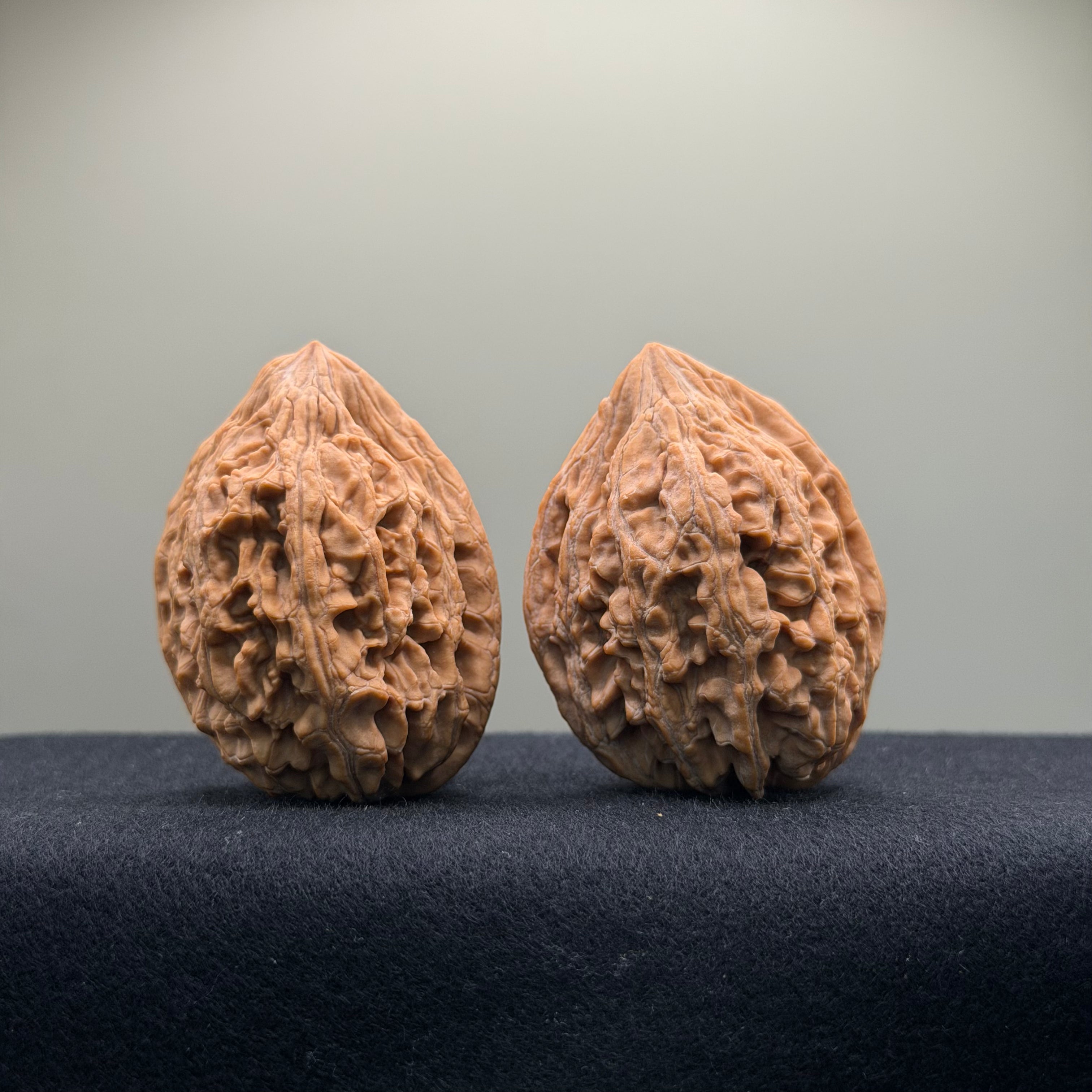 Dagushi Wenwan Walnut · 40mm · Natural · Select Ritual