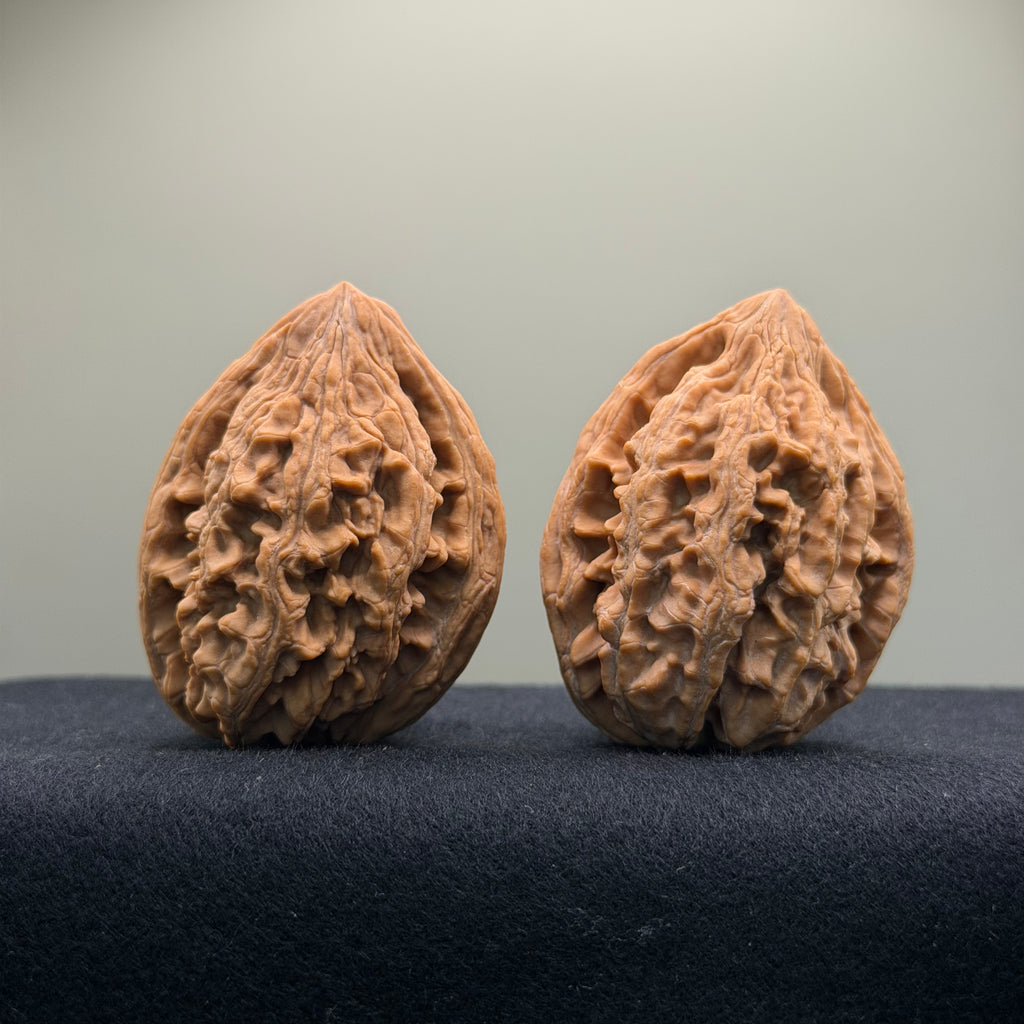 Dagushi Wenwan Walnut · 40mm · Natural · Select Ritual