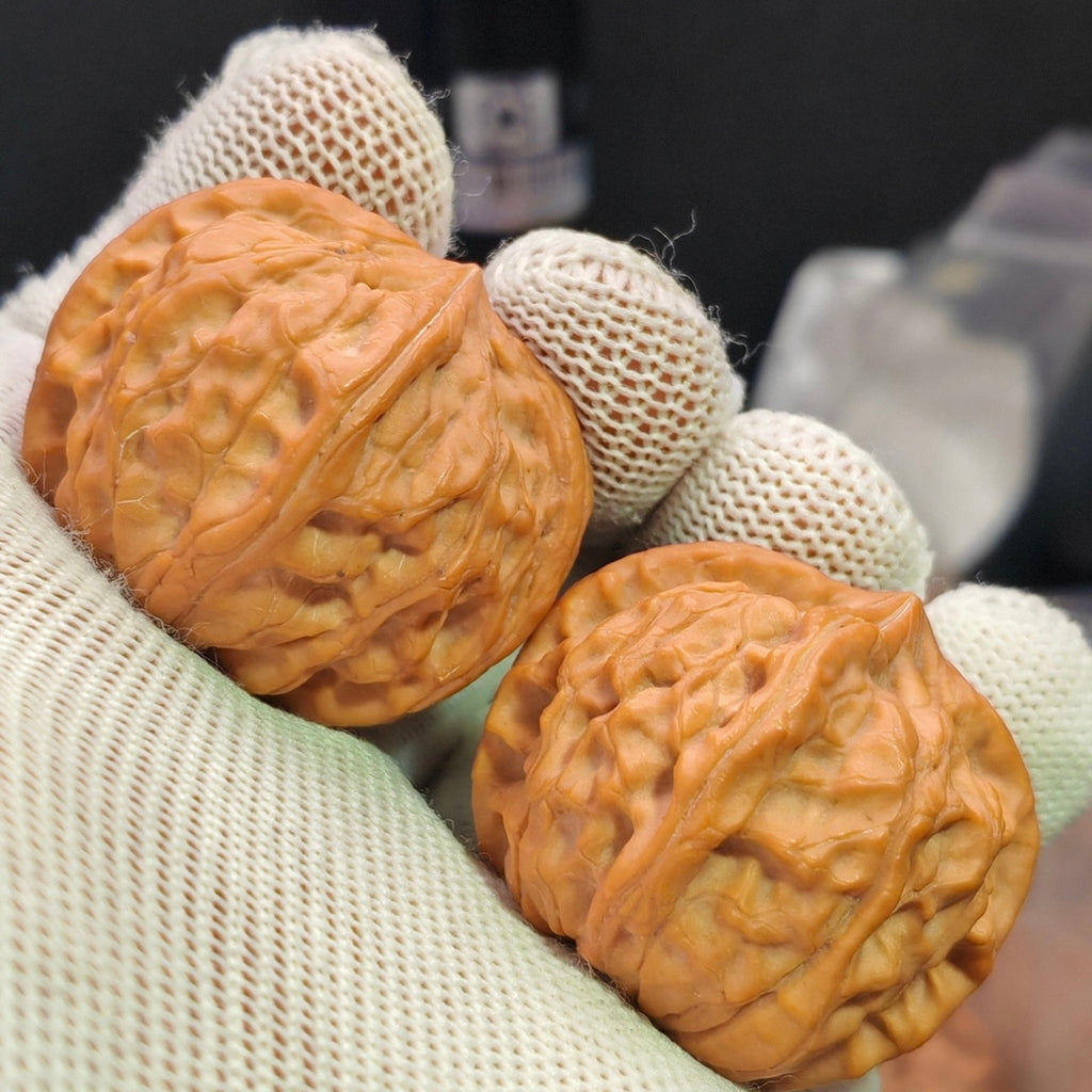 Four-Ridge Wenwan Walnut · 38mm · Sourcing Pick