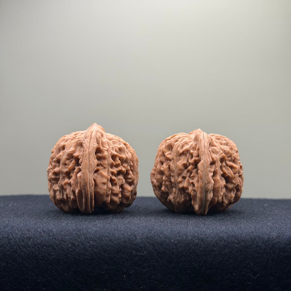 Four Towers Wenwan Walnut · 40mm · Natural · Entry Ritual