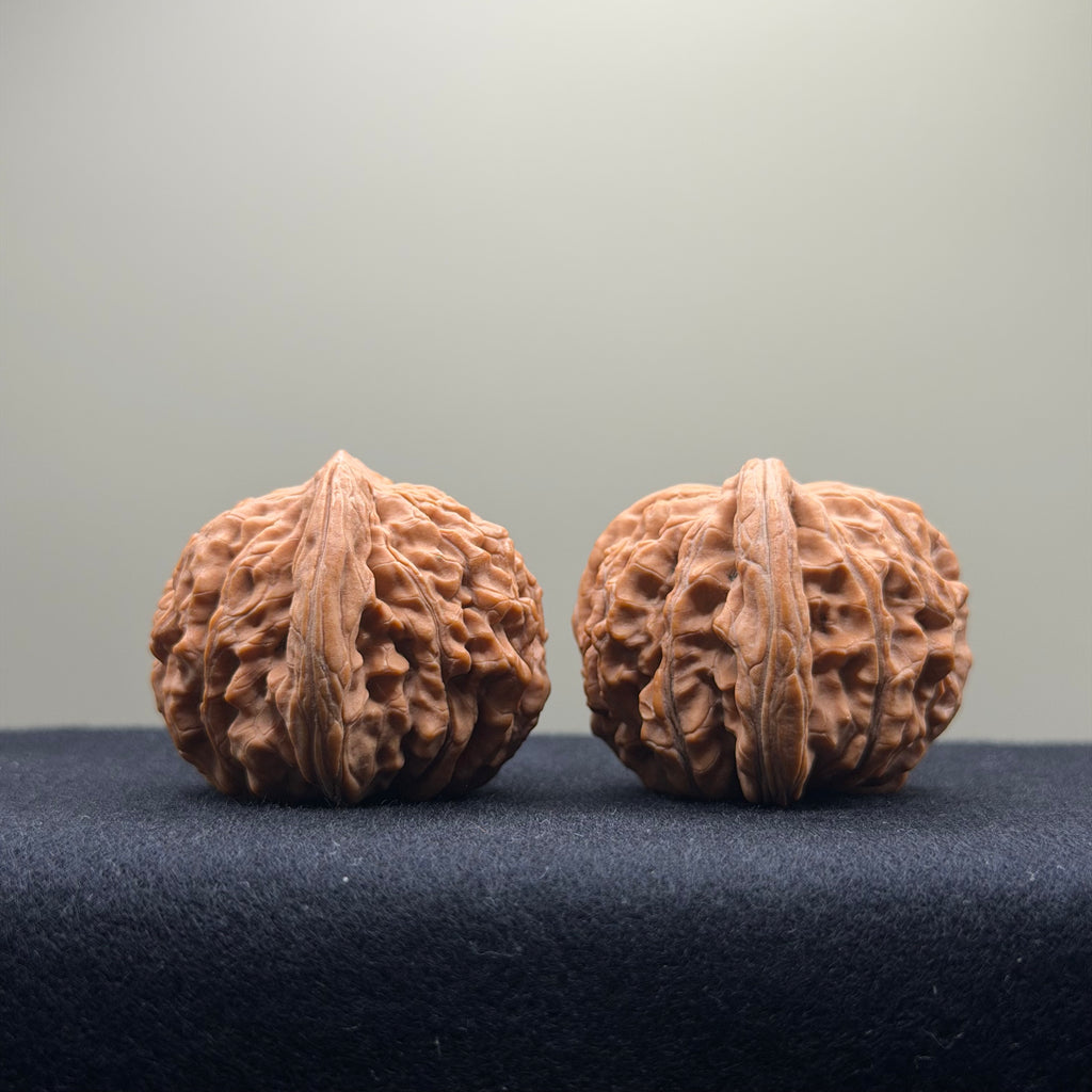 Four Towers Wenwan Walnut · 40mm · Natural · Entry Ritual