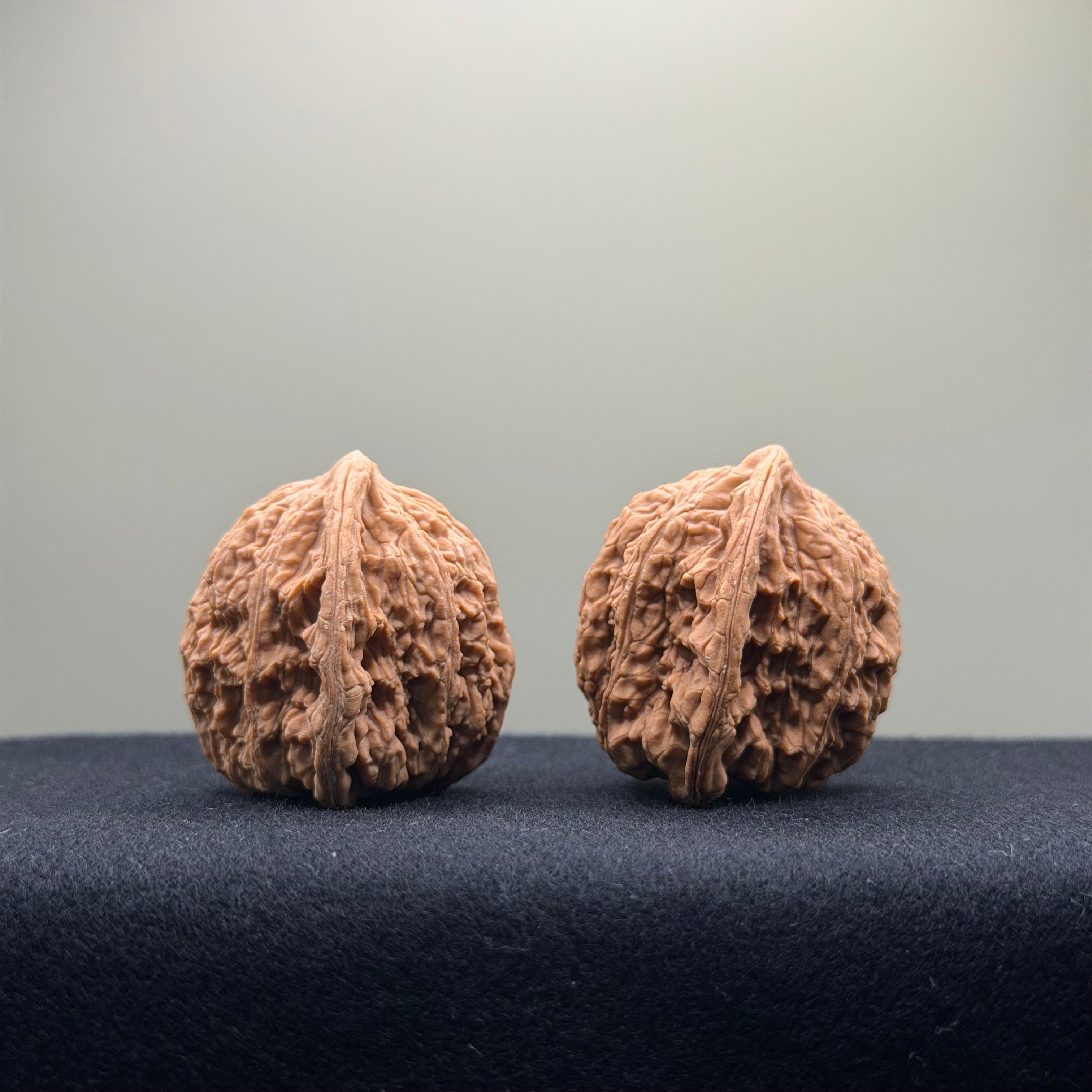 Dense Grain Wenwan Walnut · 35mm · Natural · Entry Ritual