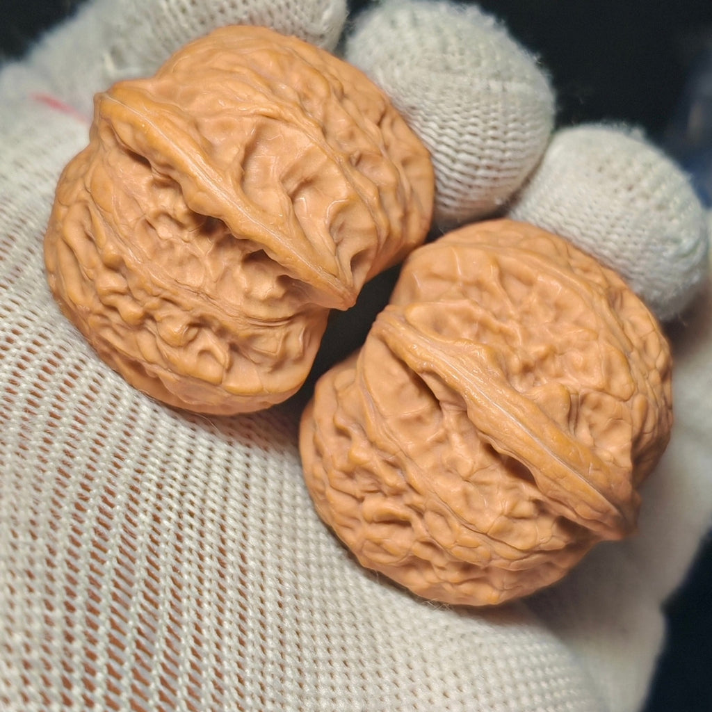 Mini QianLong Millstone Wenwan Walnut · 32mm · Natural · Sourcing Pick