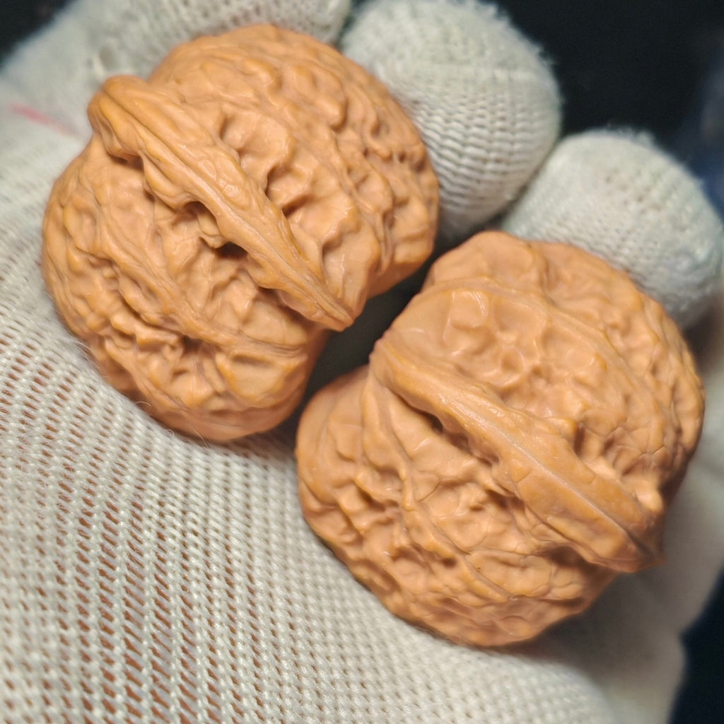 Mini QianLong Millstone Wenwan Walnut · 32mm · Natural · Sourcing Pick