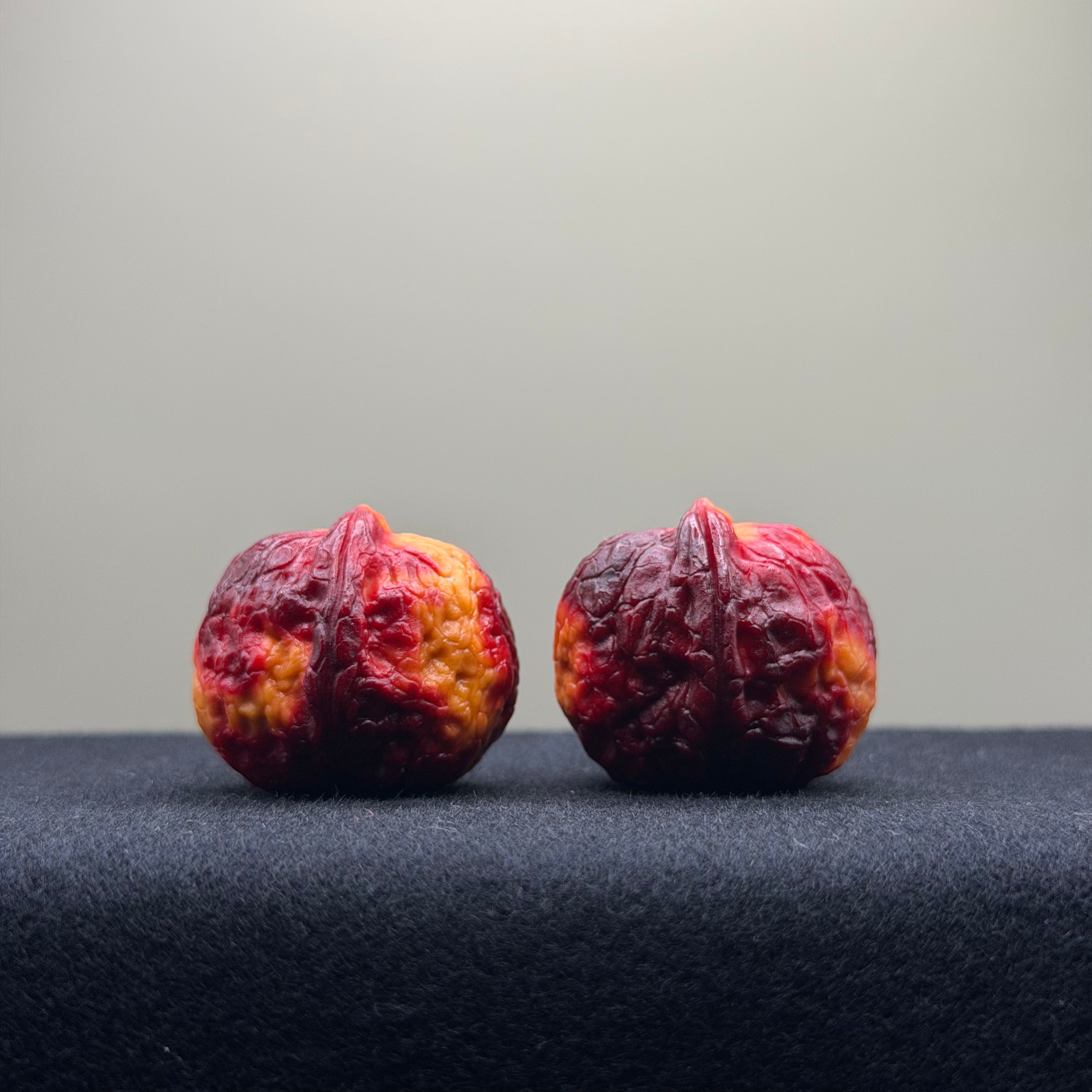 Mini Rainbow Cliff Wenwan Walnut · 26mm · Select Ritual