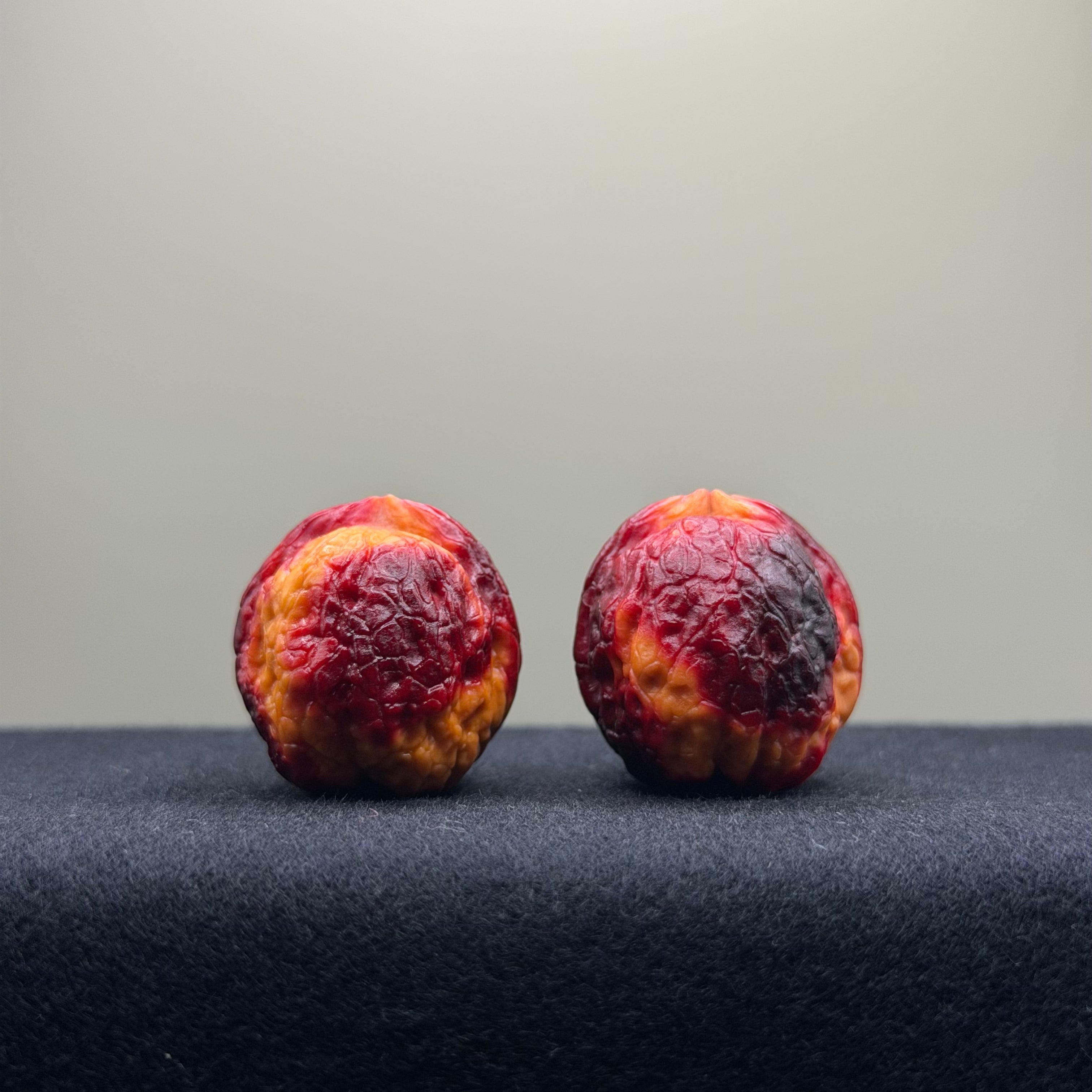 Mini Rainbow Cliff Wenwan Walnut · 26mm · Select Ritual