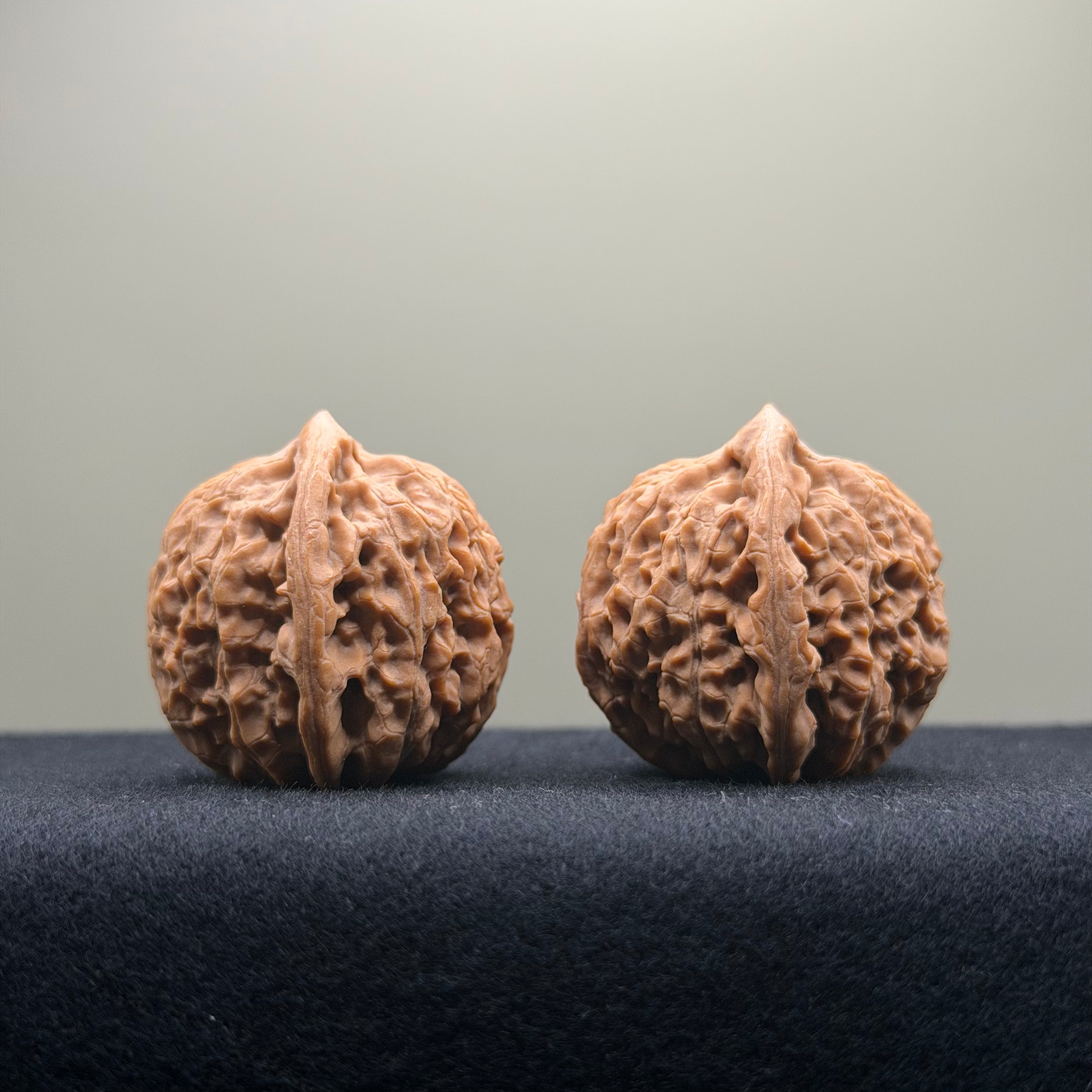 Black Diamond Wenwan Walnut · 36mm · Natural · Premium Ritual