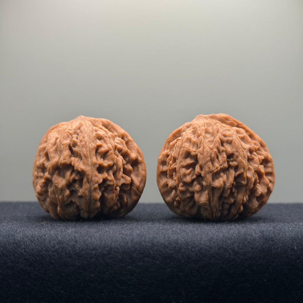 Eve Stone Wenwan Walnut · 39mm · Natural · Select Ritual