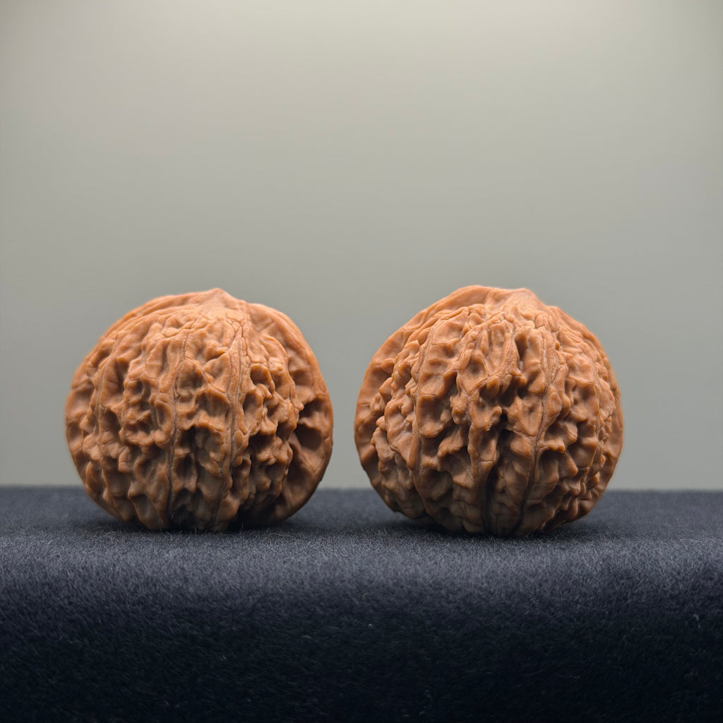 Eve Stone Wenwan Walnut · 39mm · Natural · Select Ritual