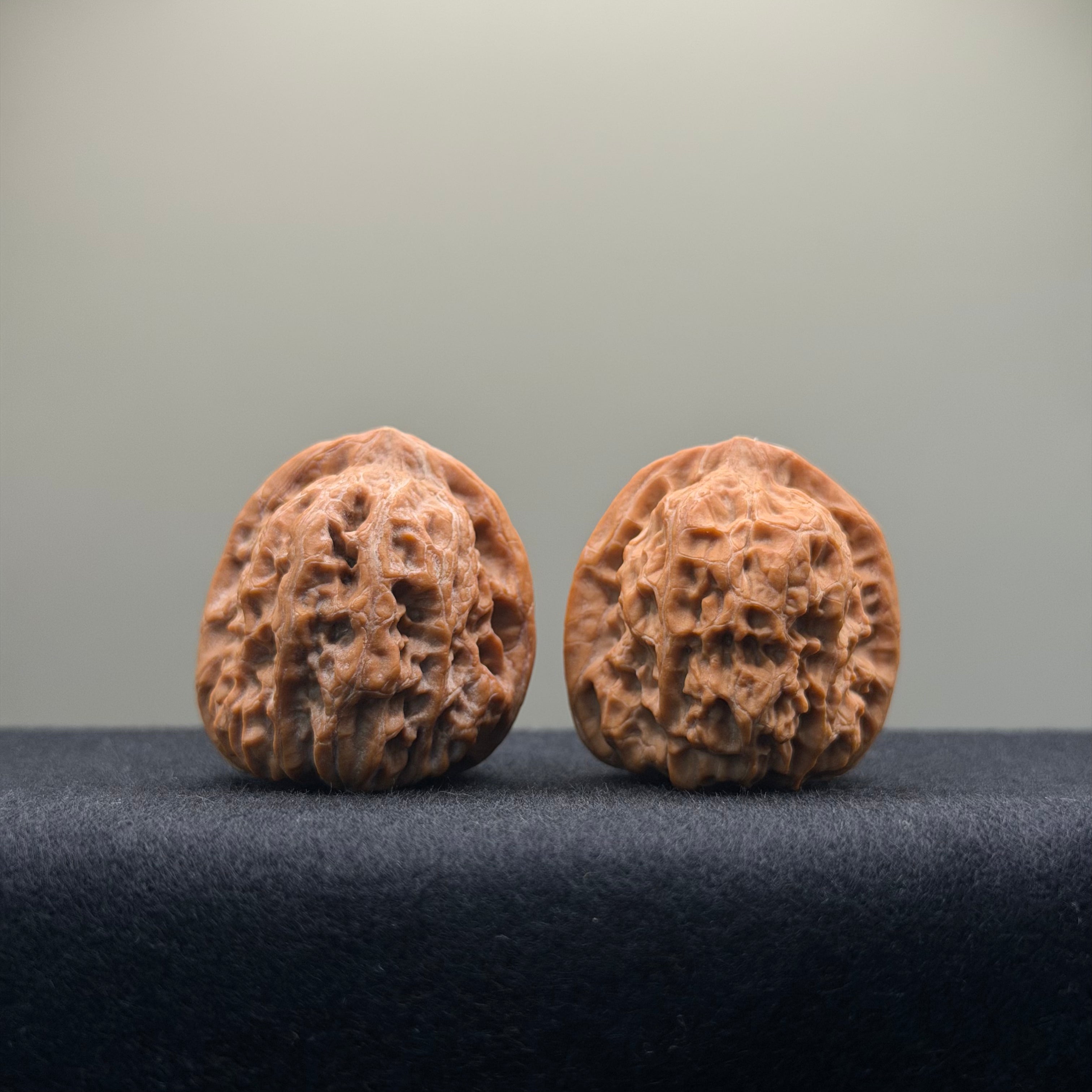 Cloud Cauldron Wenwan Walnut · 33mm · Natural · Select Ritual