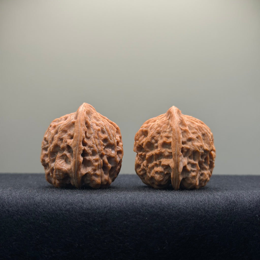Cloud Cauldron Wenwan Walnut · 33mm · Natural · Select Ritual
