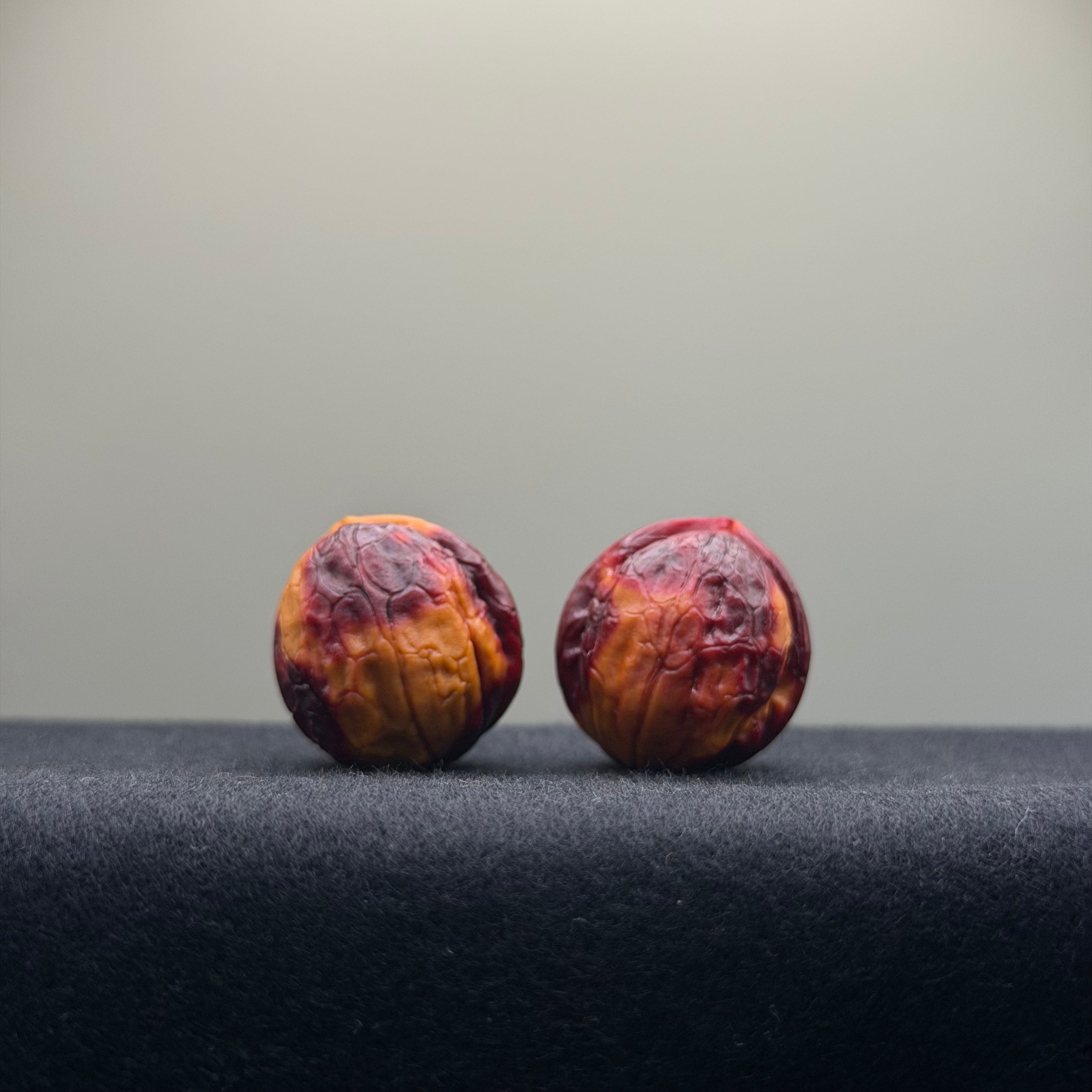 Mini Rainbow Cliff Wenwan Walnut · 24mm · Natural · Select Ritual
