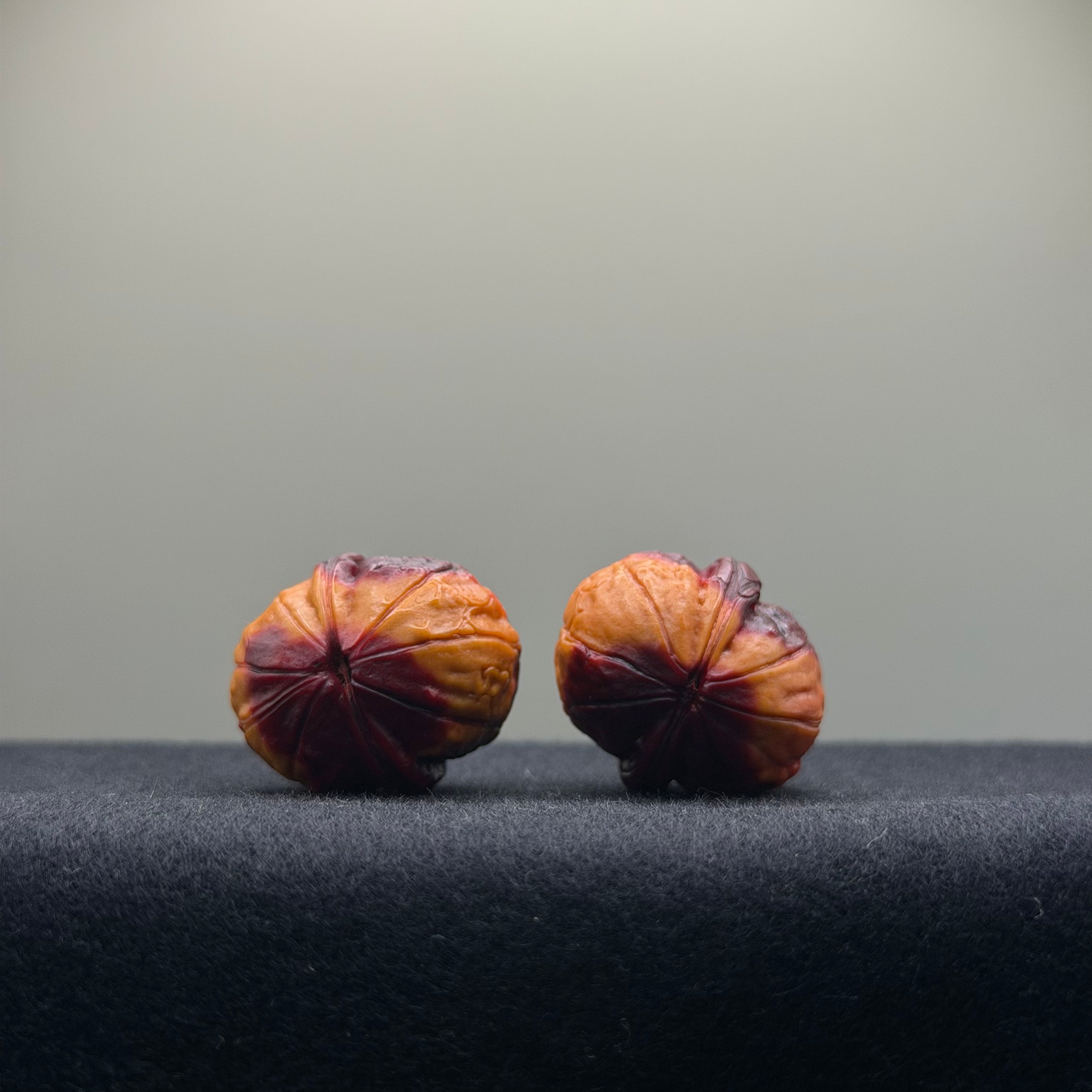 Mini Rainbow Cliff Wenwan Walnut · 24mm · Natural · Select Ritual
