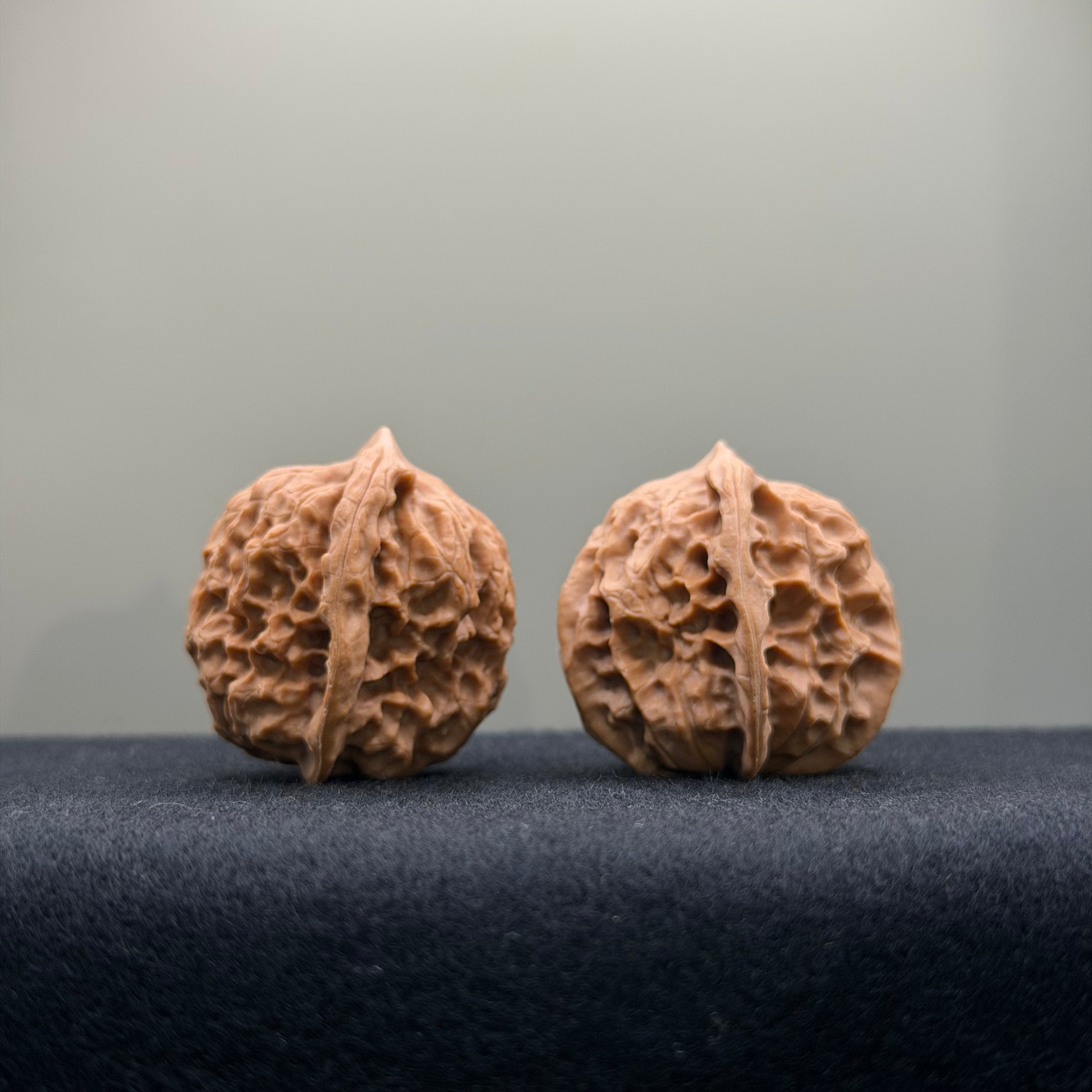 First Love Wenwan Walnut · 30mm · Natural · Entry Ritual