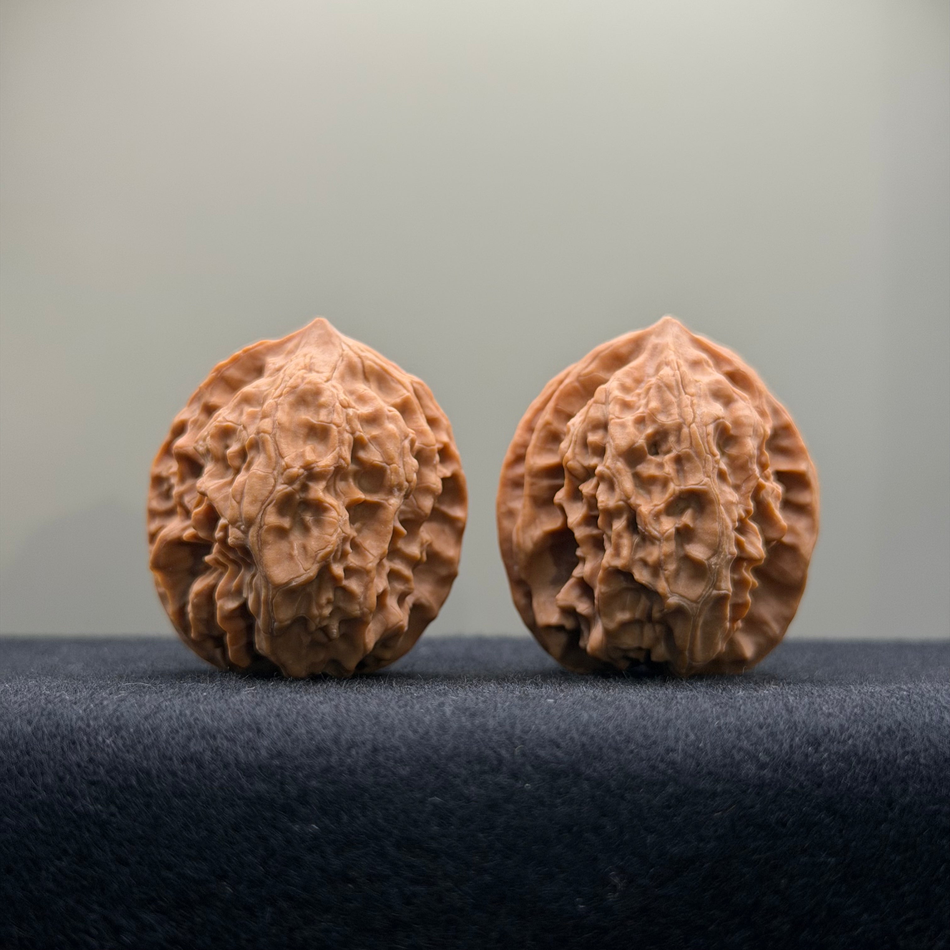 First Love Wenwan Walnut · 33mm · Natural · Entry Ritual