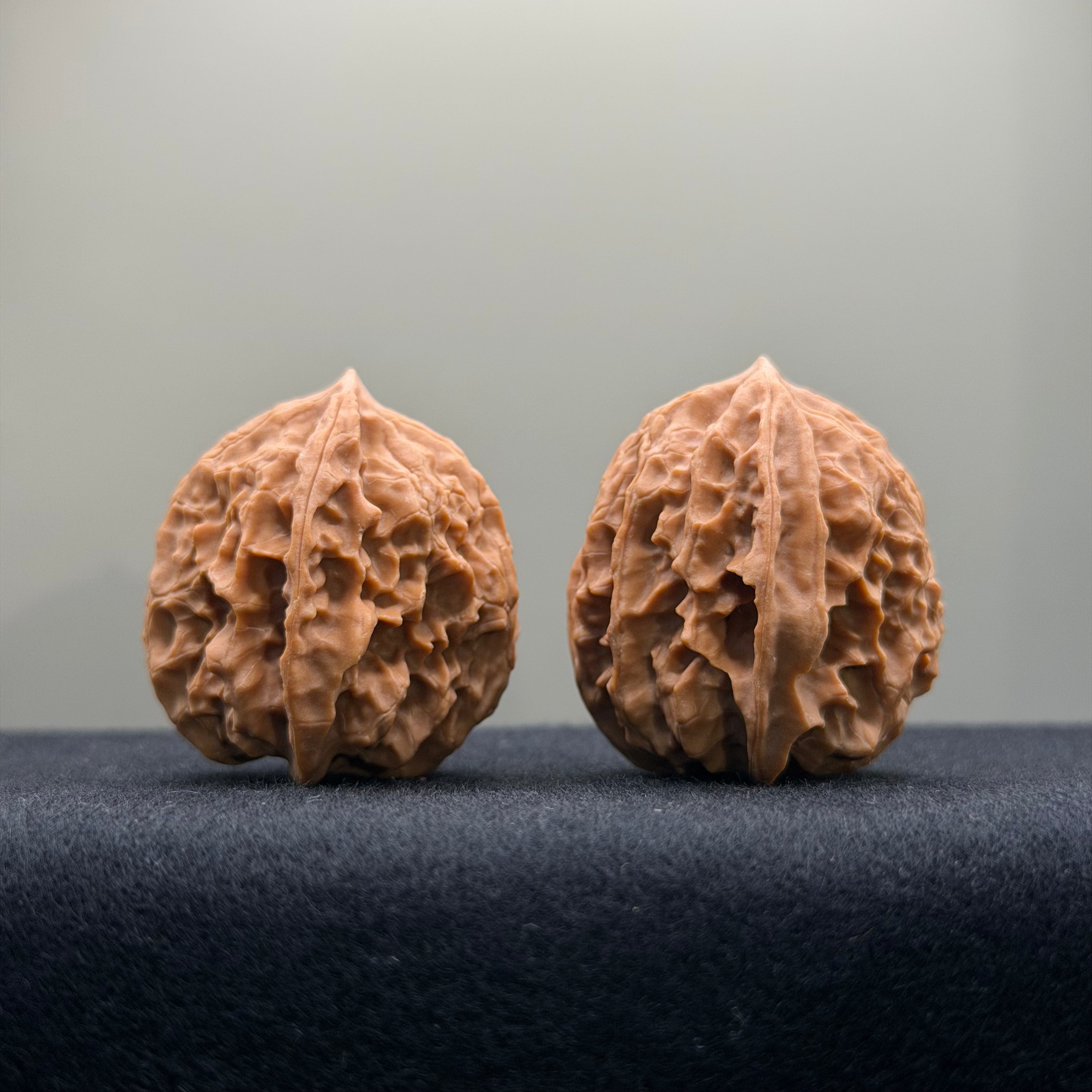 First Love Wenwan Walnut · 33mm · Natural · Entry Ritual