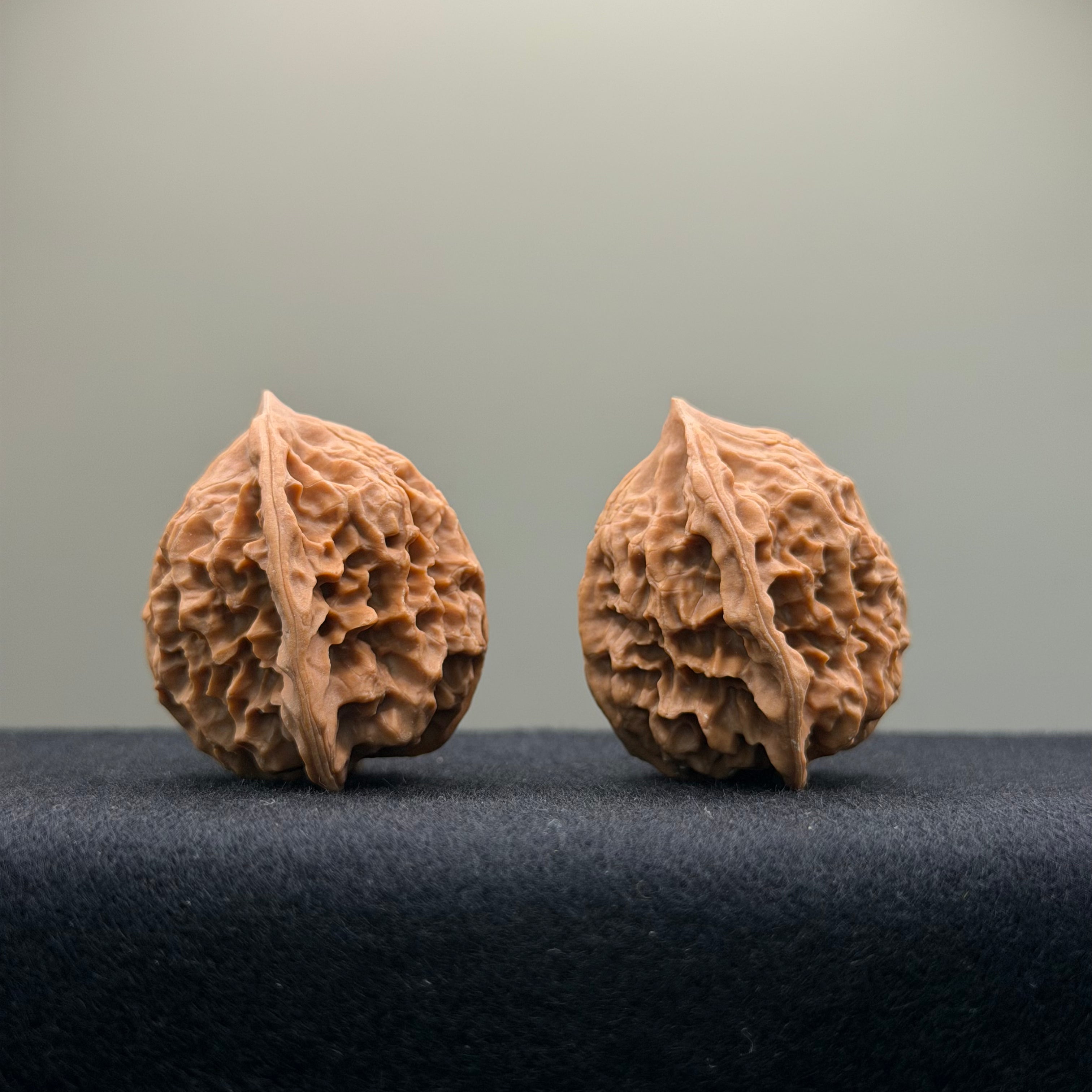 First Love Wenwan Walnut · 33mm · Natural · Entry Ritual