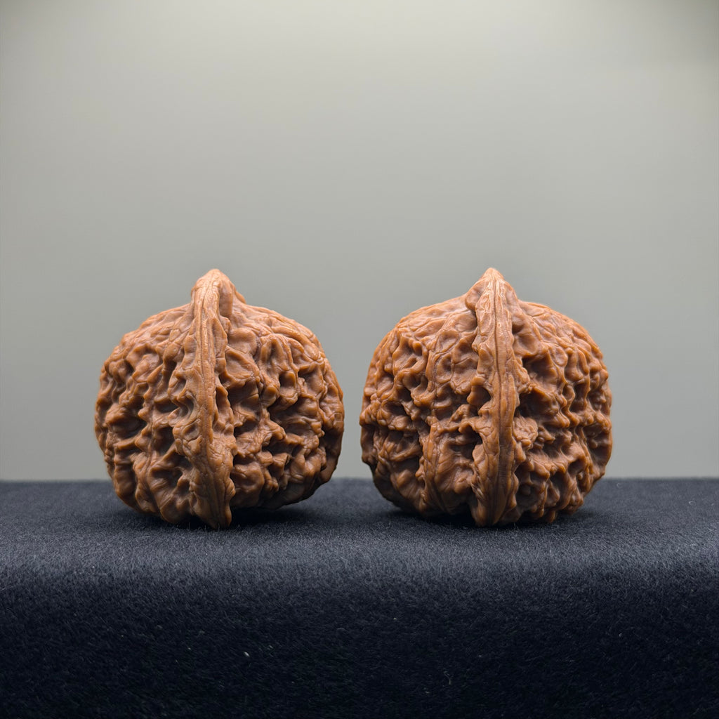 Nanjiang Stone Wenwan Walnut · 44mm · Premium Ritual
