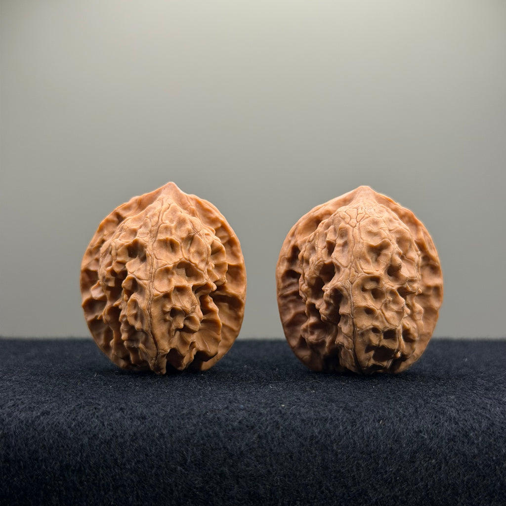 First Love Wenwan Walnut · 33mm · Natural · Entry Ritual