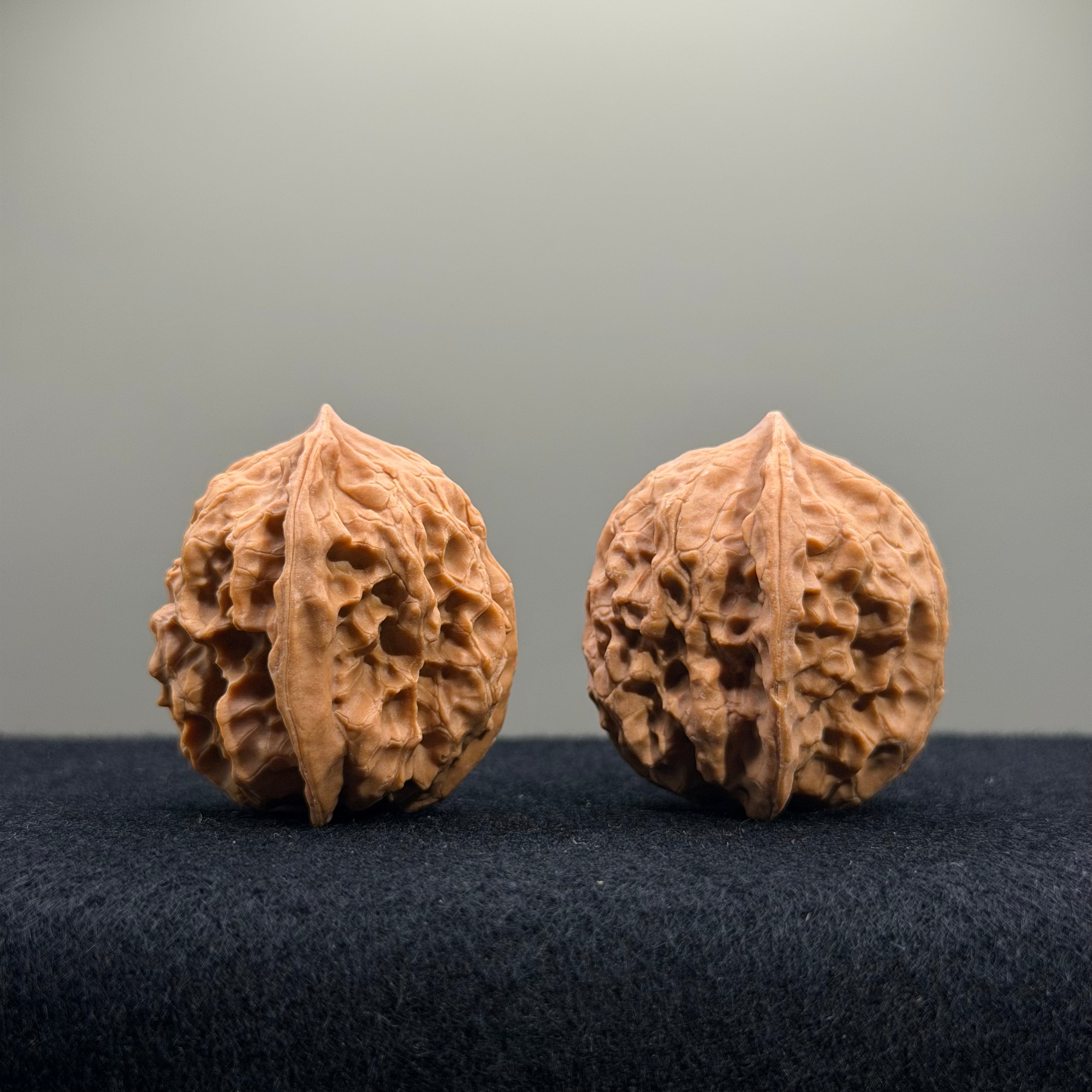 First Love Wenwan Walnut · 33mm · Natural · Entry Ritual