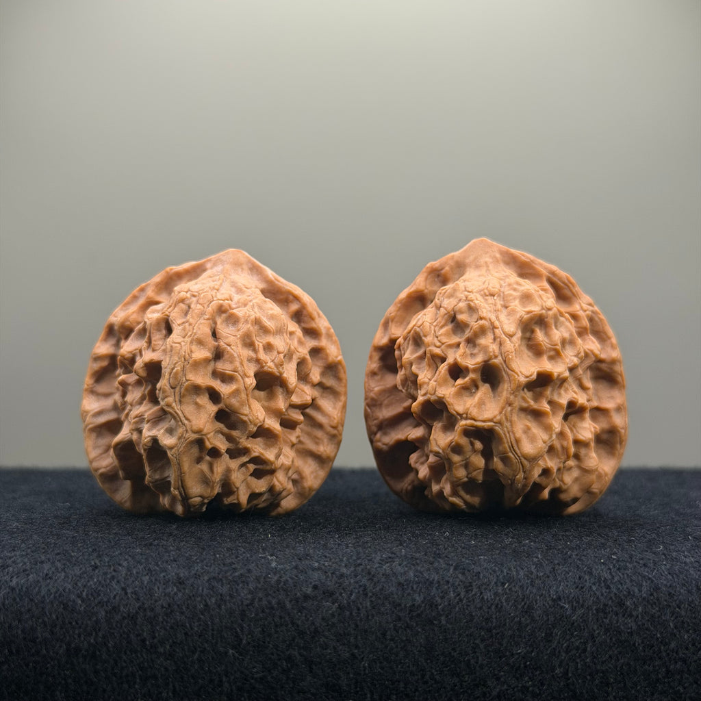 First Love Wenwan Walnut · 38mm · Natural · Select Ritual