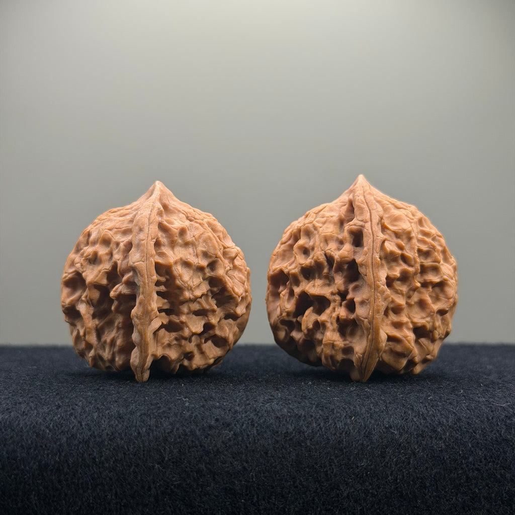 First Love Wenwan Walnut · 38mm · Natural · Select Ritual