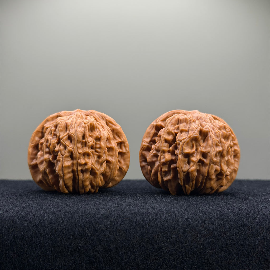 Four Towers Wenwan Walnut · 42mm · Select Ritual