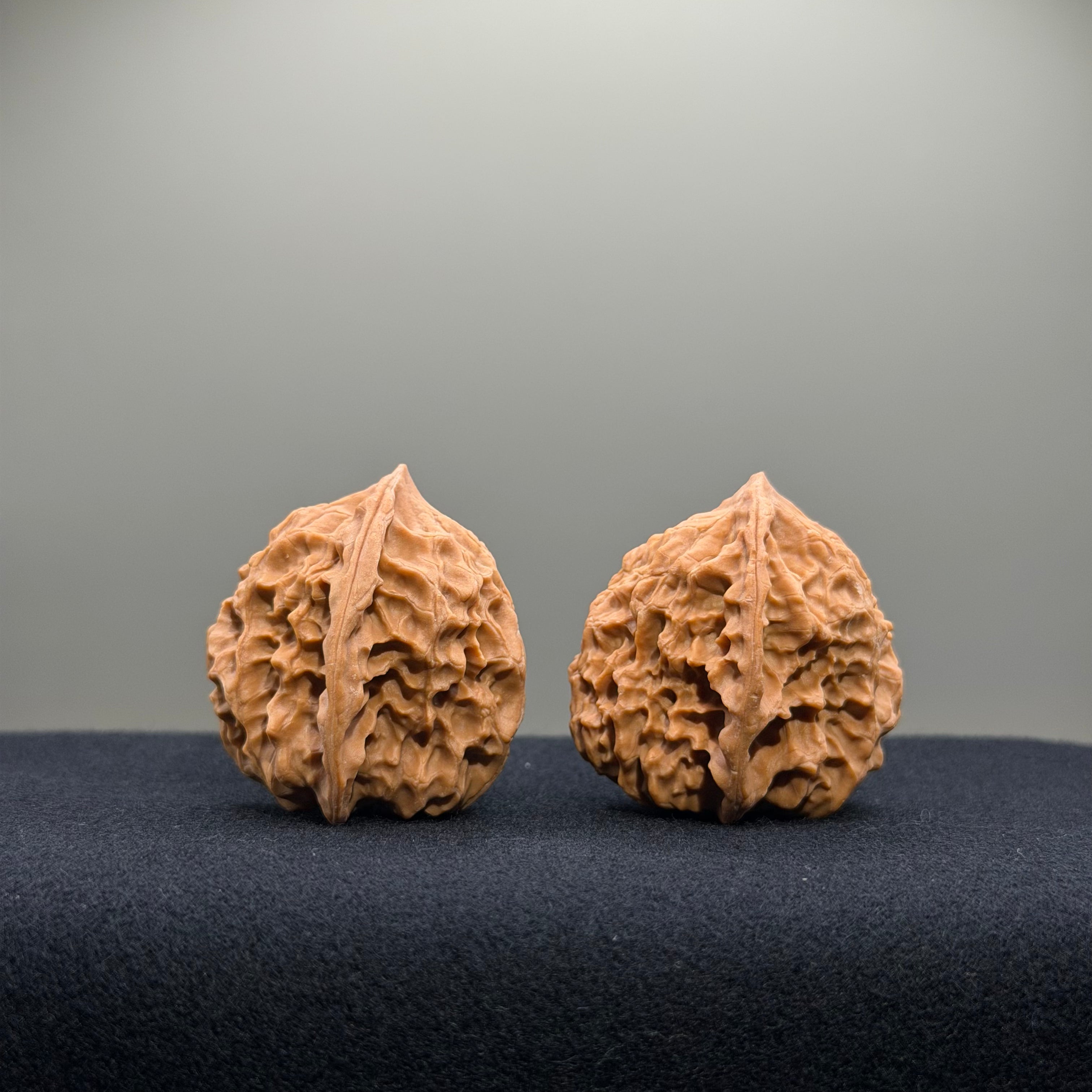 First Love Wenwan Walnut · 32mm · Natural · Entry Ritual