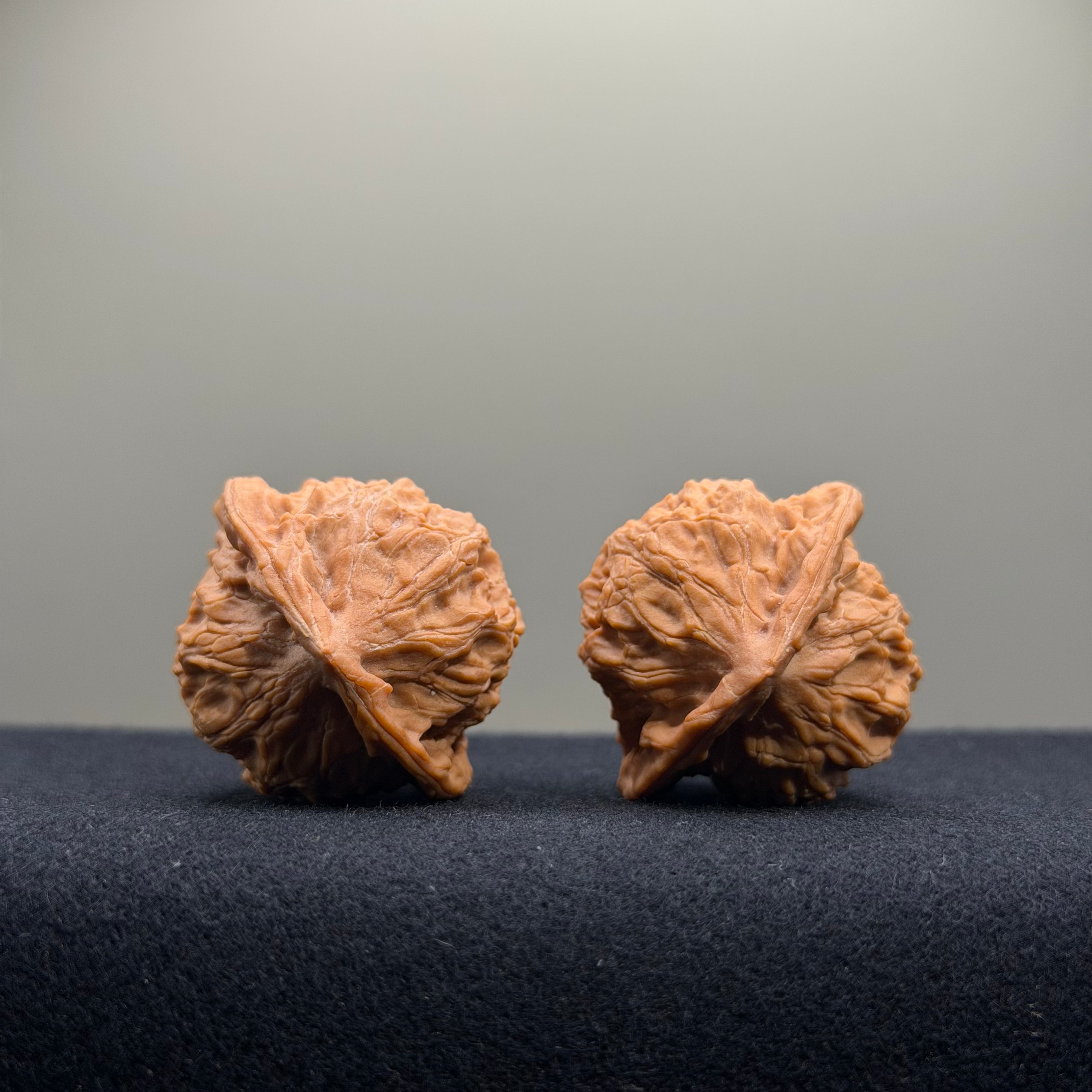 Mini Hat Wenwan Walnut · 35mm · Natural · Premium Ritual