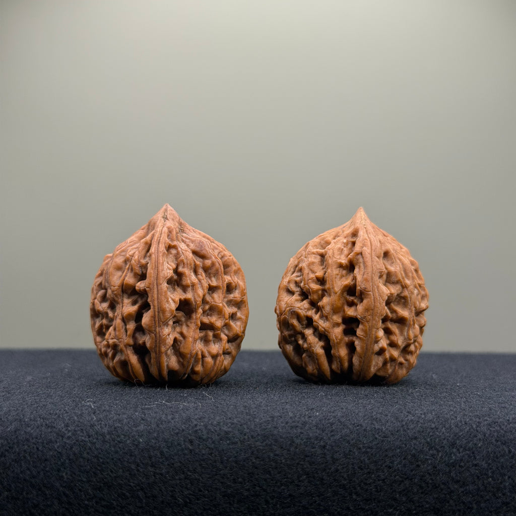 Chicken Heart Wenwan Walnut · 30mm · Natural · Select Ritual