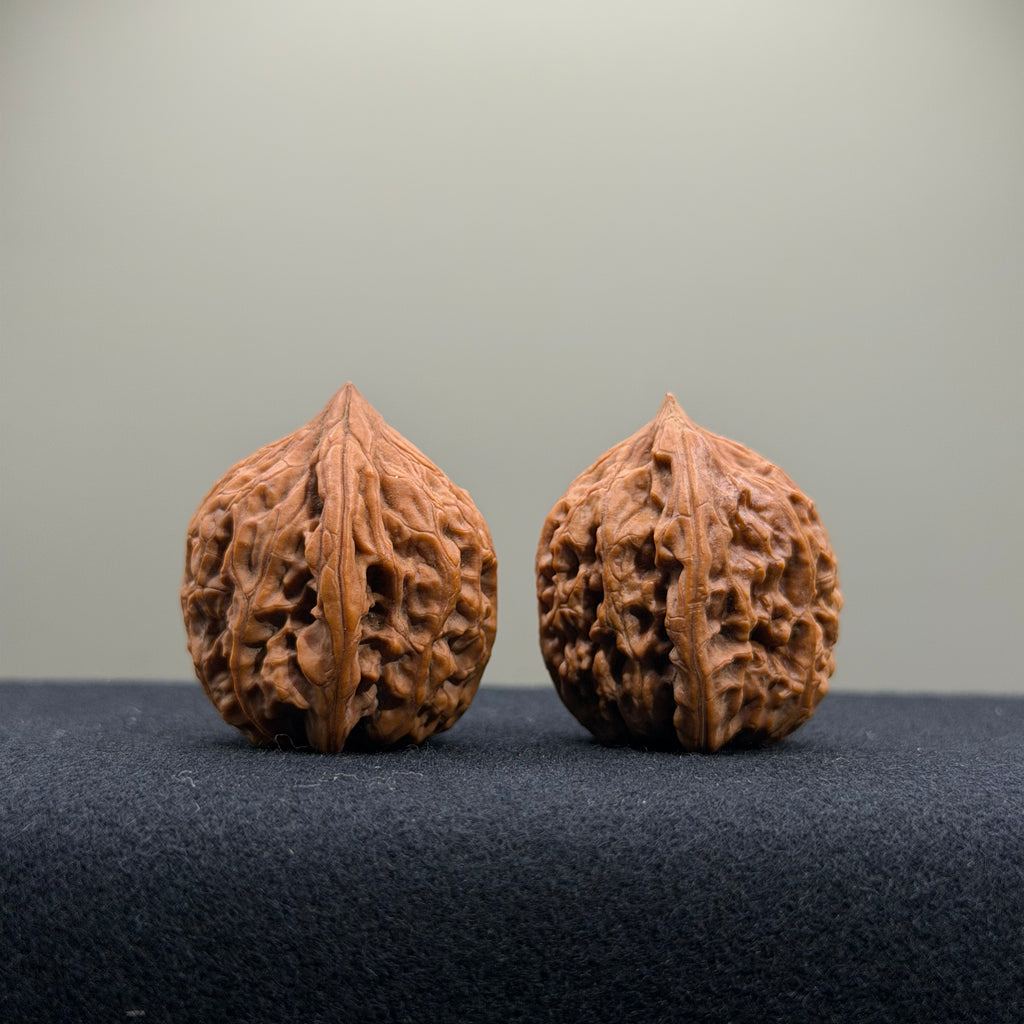 Chicken Heart Wenwan Walnut · 30mm · Natural · Select Ritual