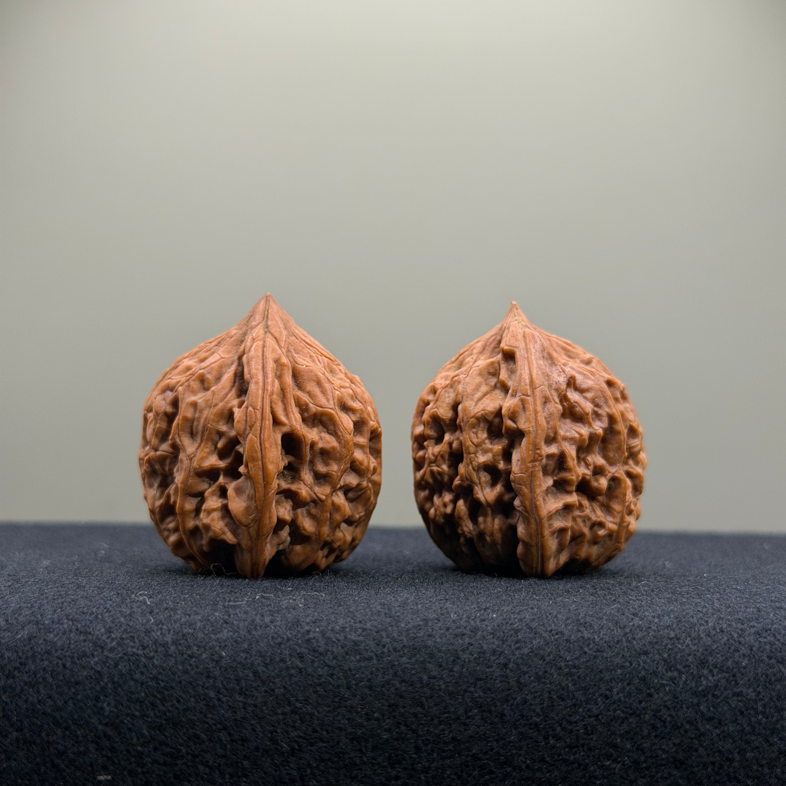 Chicken Heart Wenwan Walnut · 30mm · Natural · Select Ritual