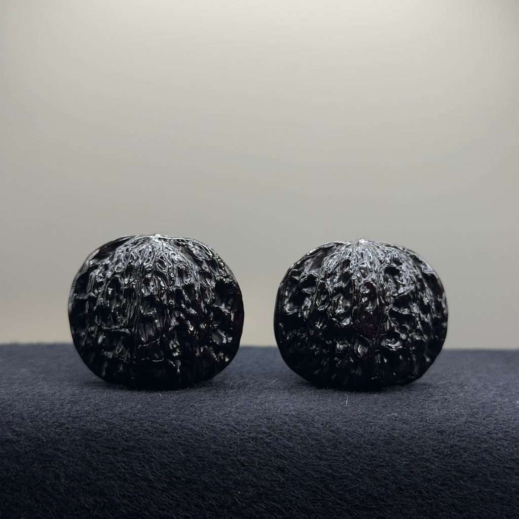 Ground Buried Millstone Wenwan Walnut · 34mm · Select Ritual