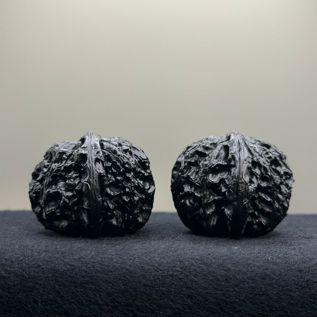 Ground Buried White Lion Wenwan Walnut · 35mm · Select Ritual
