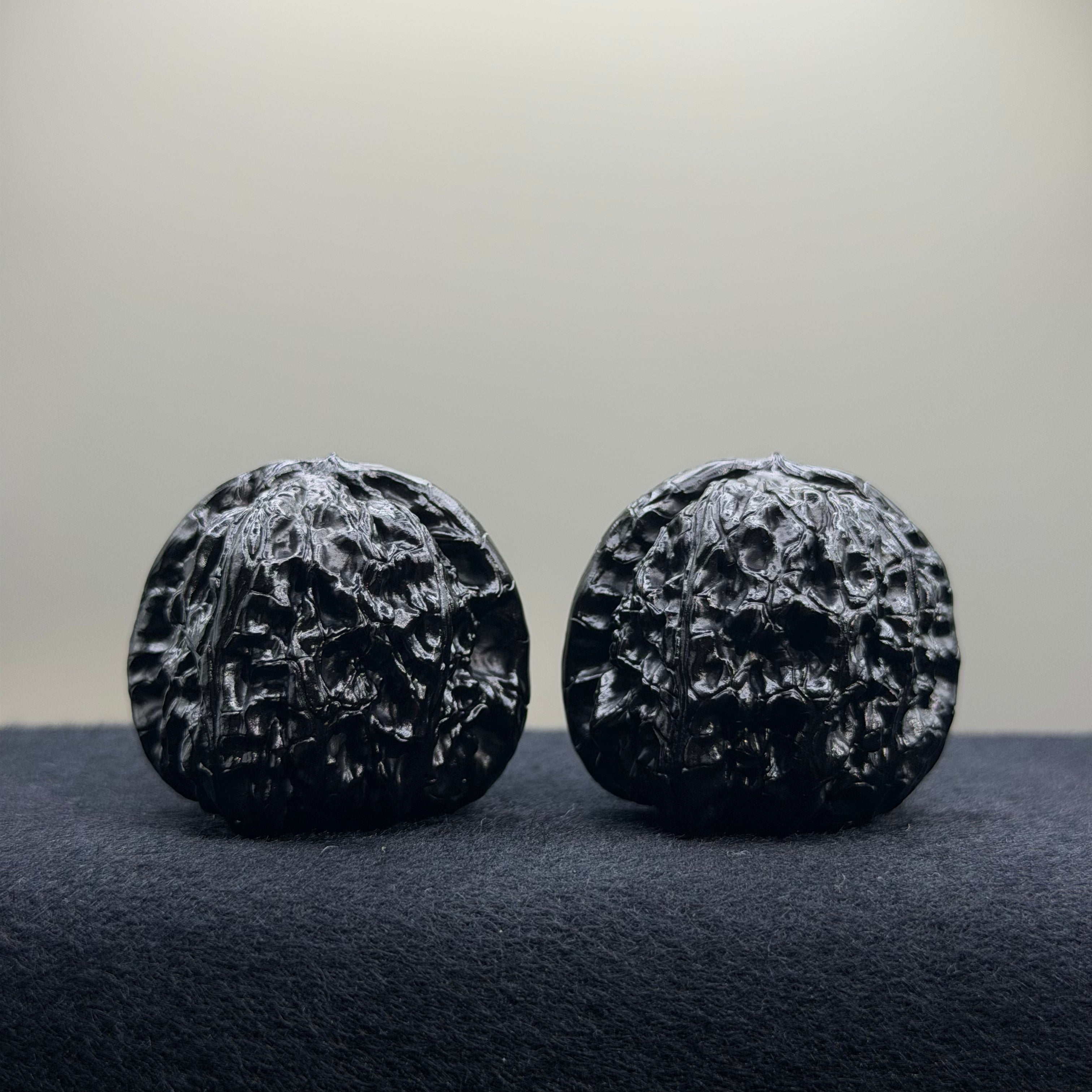 Ground Buried White Lion Wenwan Walnut · 38mm · Select Ritual