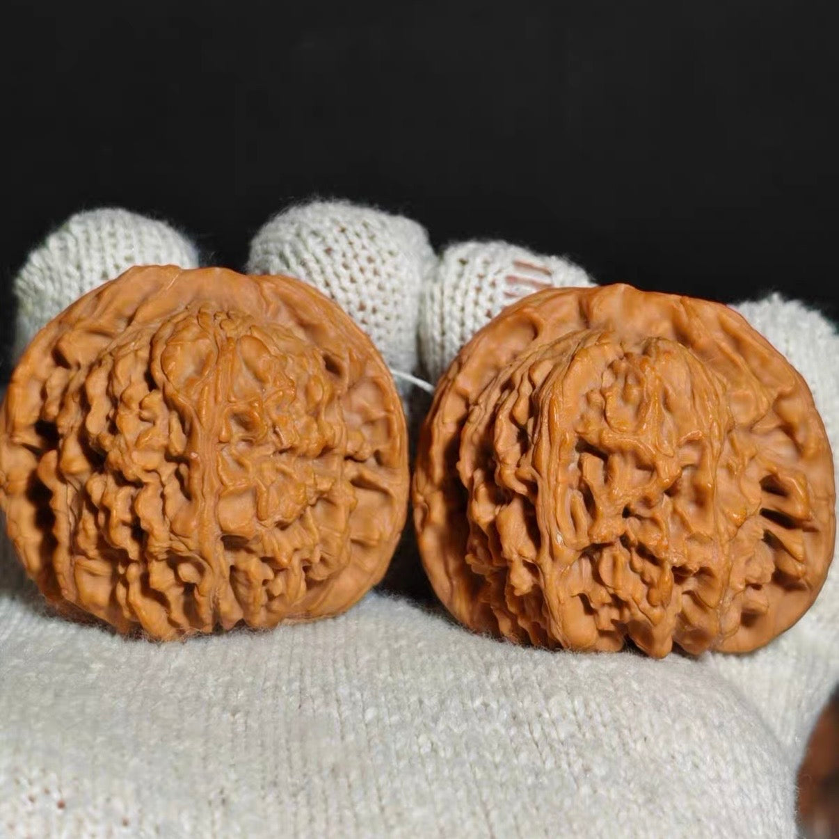 Nanjiang Stone Wenwan Walnut · 45mm · Natural · Premium Ritual