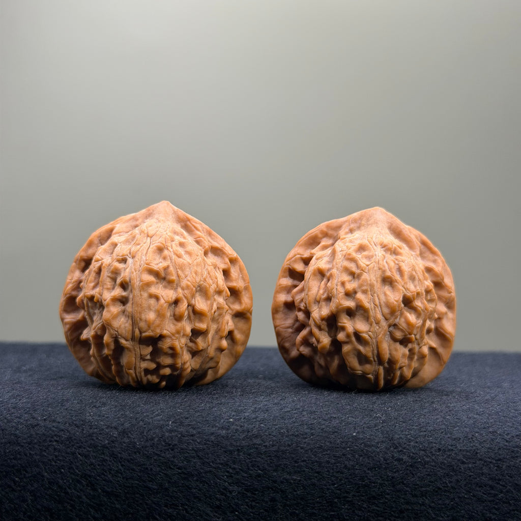 Longevity Peach Wenwan Walnut · 36mm · Natural · Select Ritual